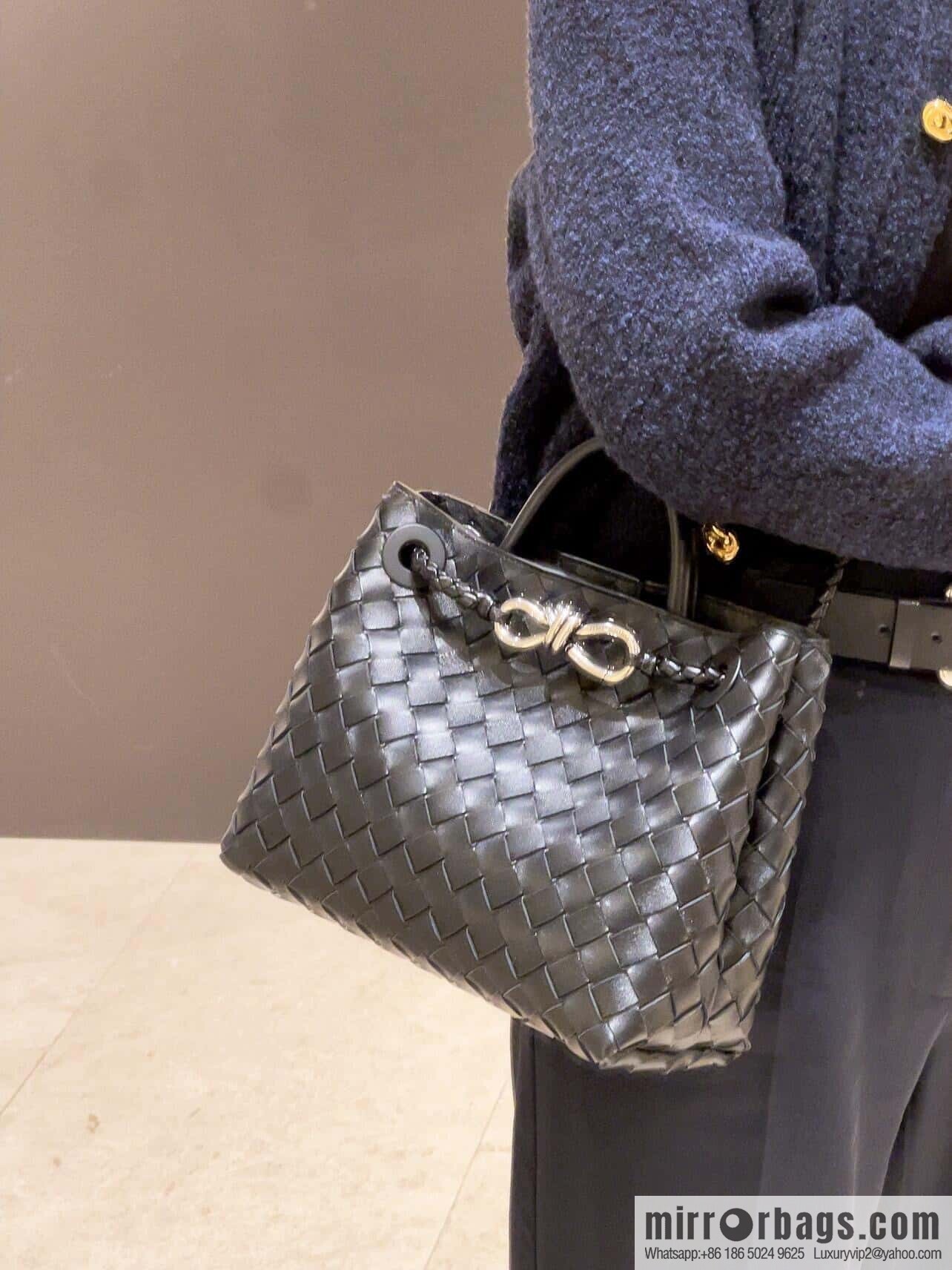 BV ๐ small Andiamo handbag 766014 black with silver buckle๐