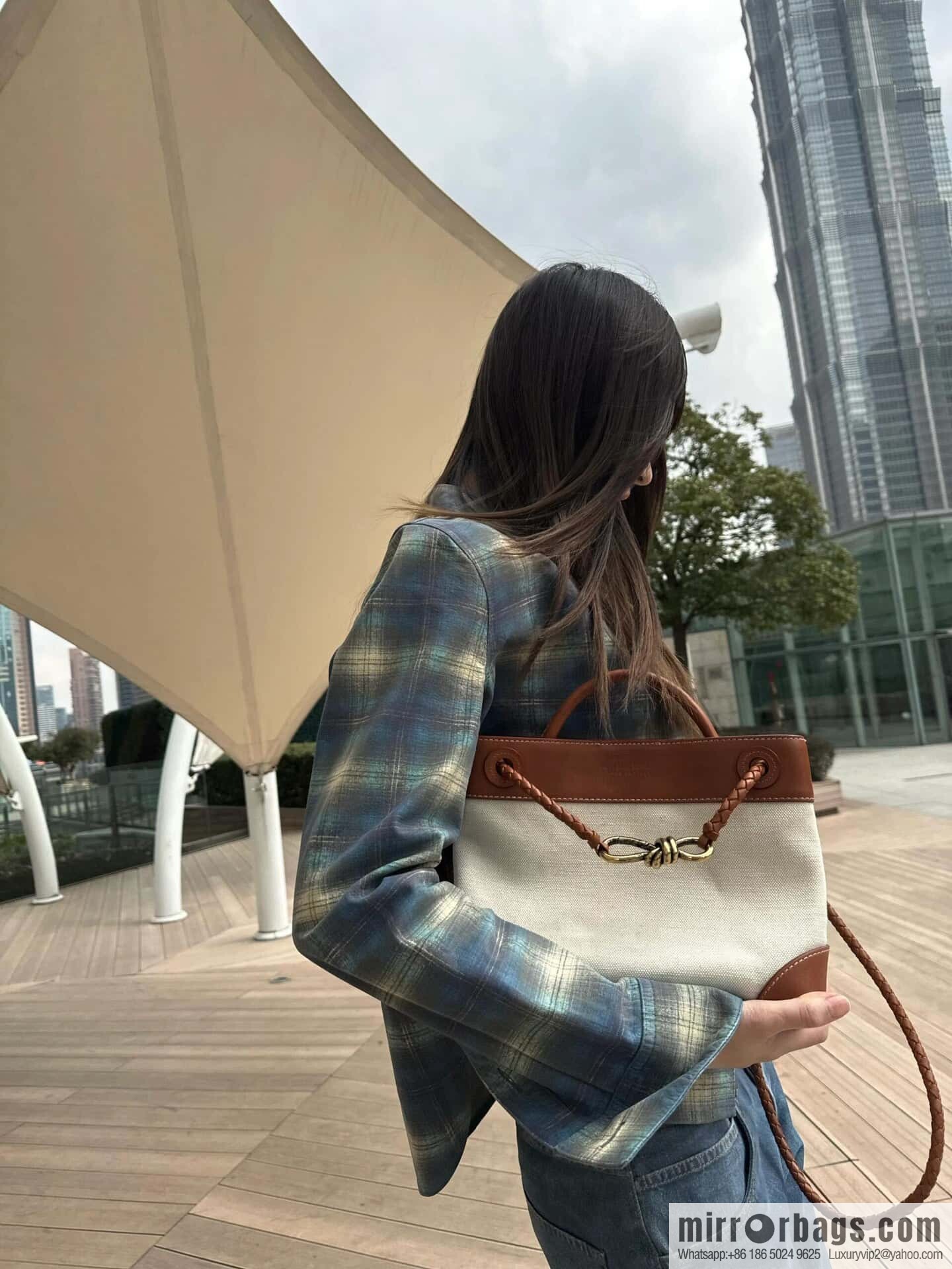 BV Small Andiamond Handbag 766014 Caramel Patchwork