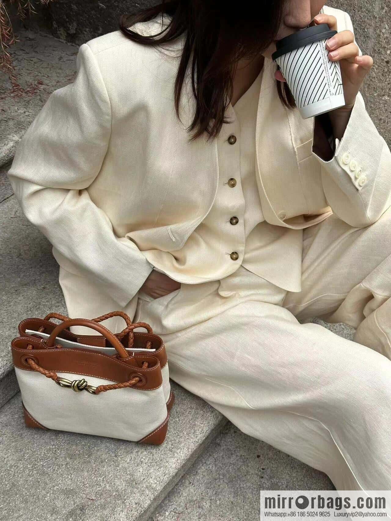 BV Small Andiamond Handbag 766014 Caramel Patchwork