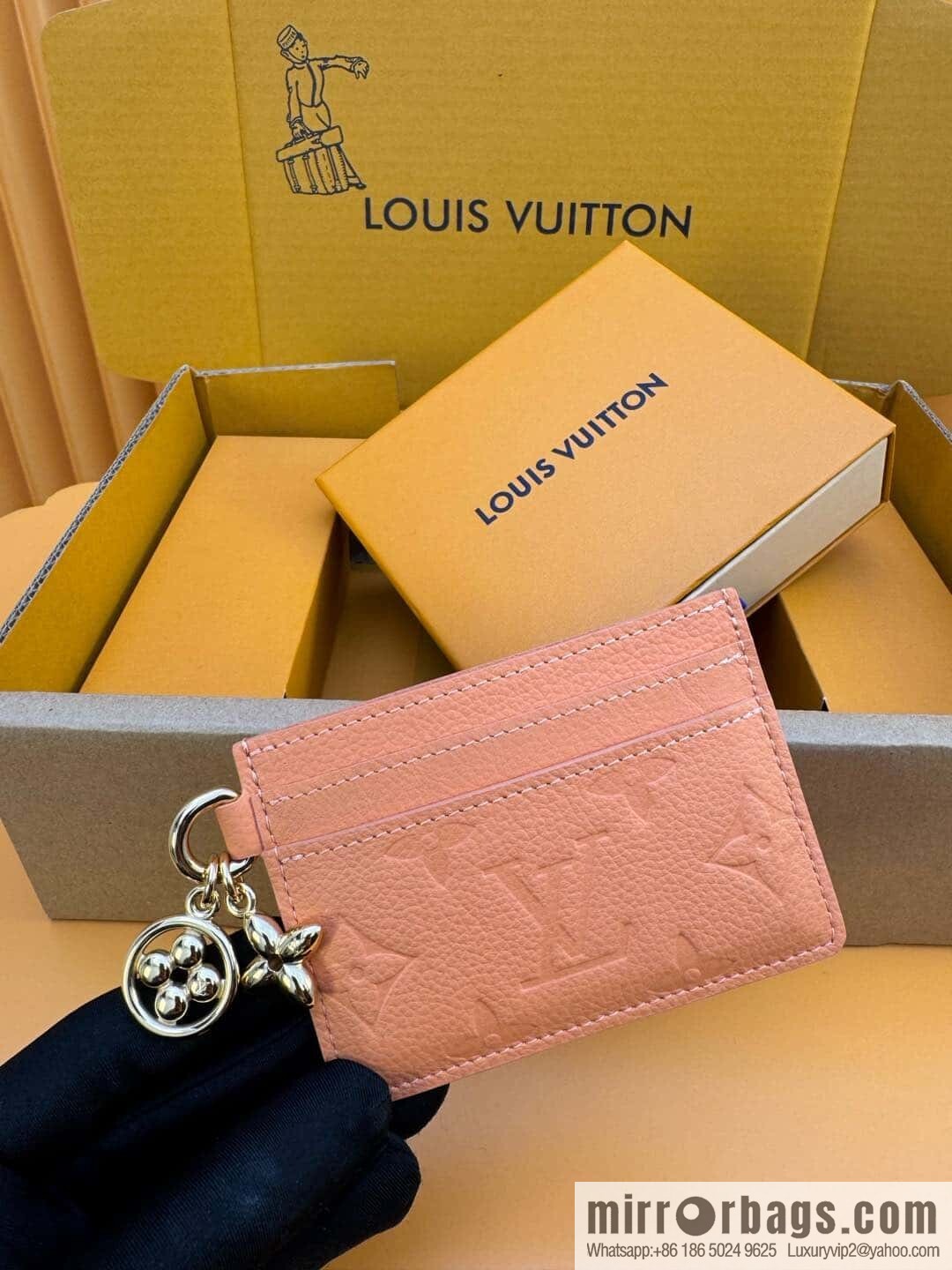 LV M83586 Card Clip [Official Full Chip Version]