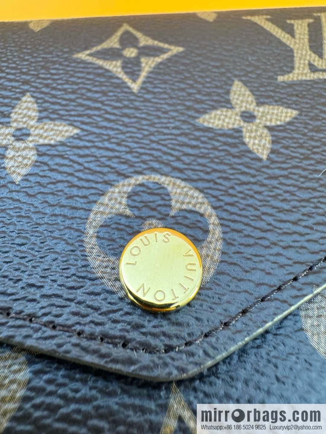 LV M62235 Sarah Wallet [Official Full Chip Version]