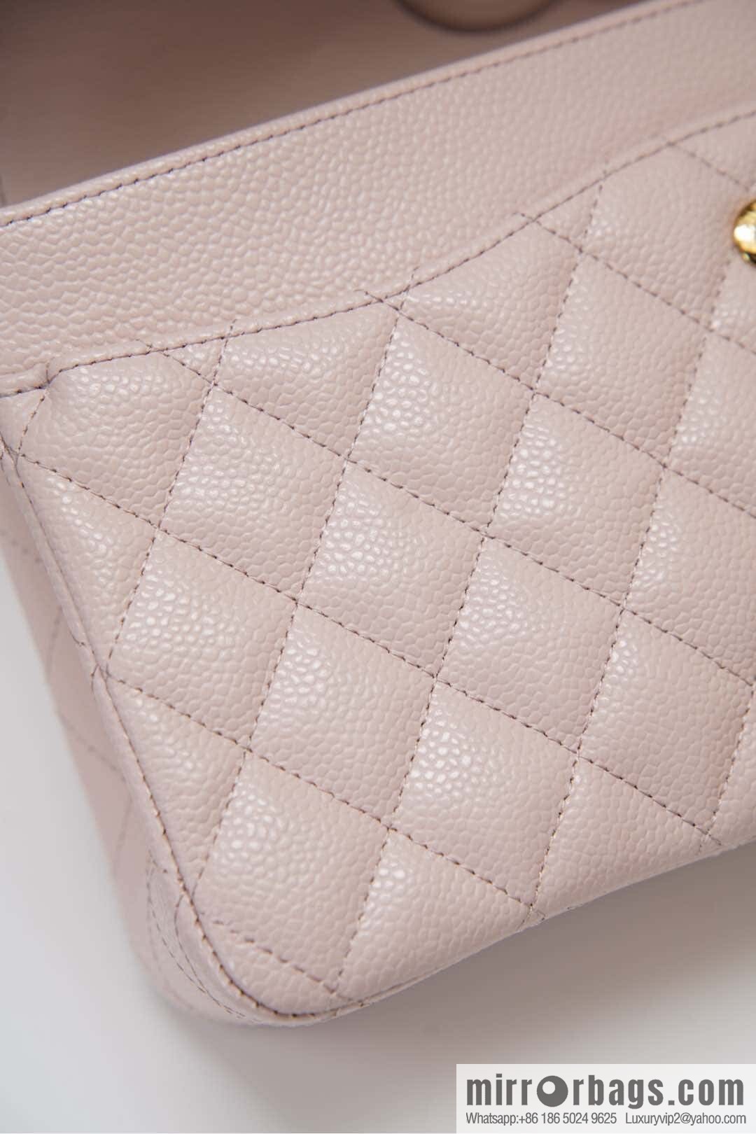 CHANEL 𝐂𝐥𝐚𝐬𝐬𝐢𝐜 𝐅𝐥𝐚𝐩 Medium Classic Cover Bag, Sakura Powder 🌸 A01112