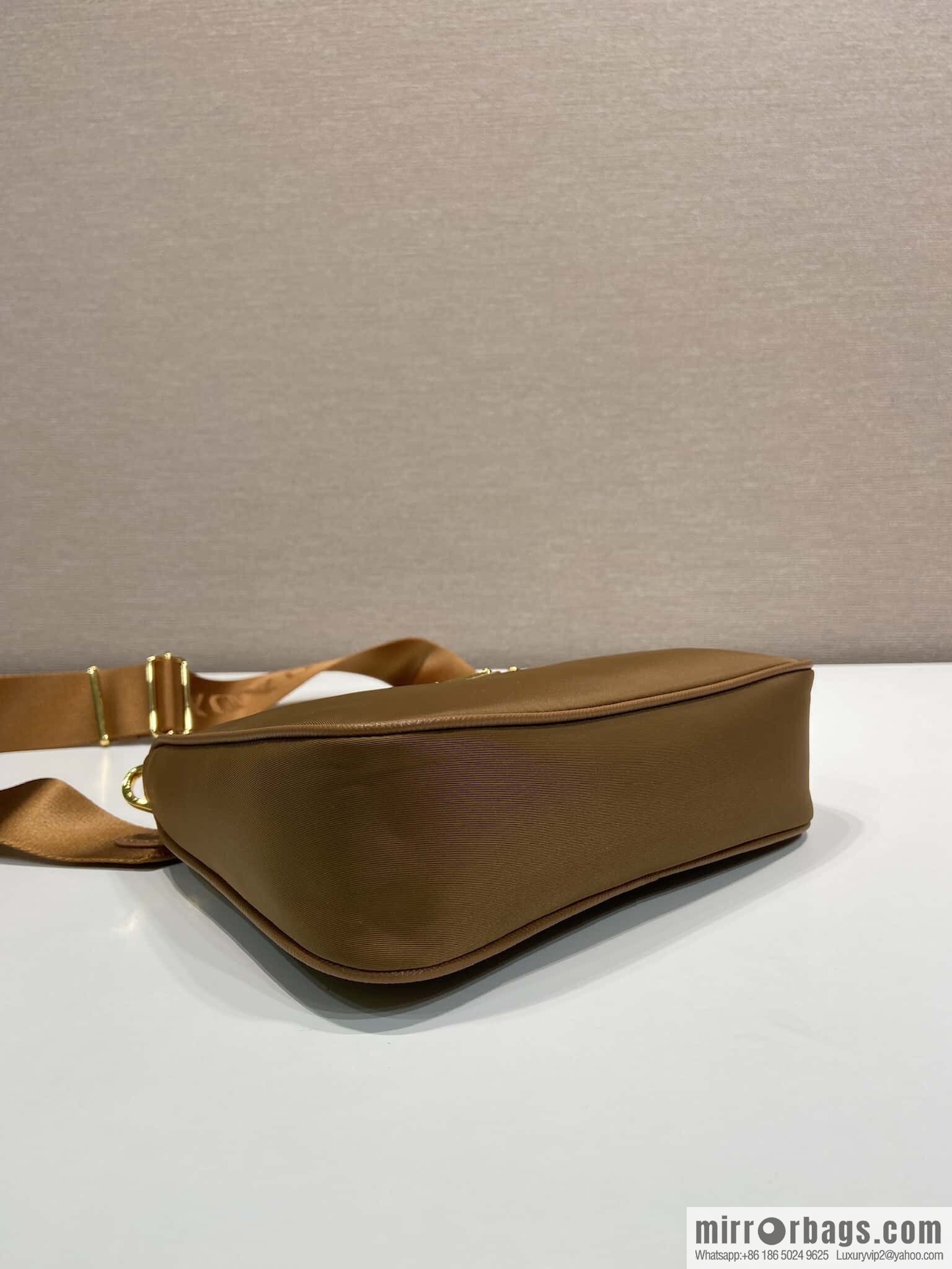 PRADA 🎉 explosion gold hardware 🎉🎉 new color 1BH204 gold hardware
