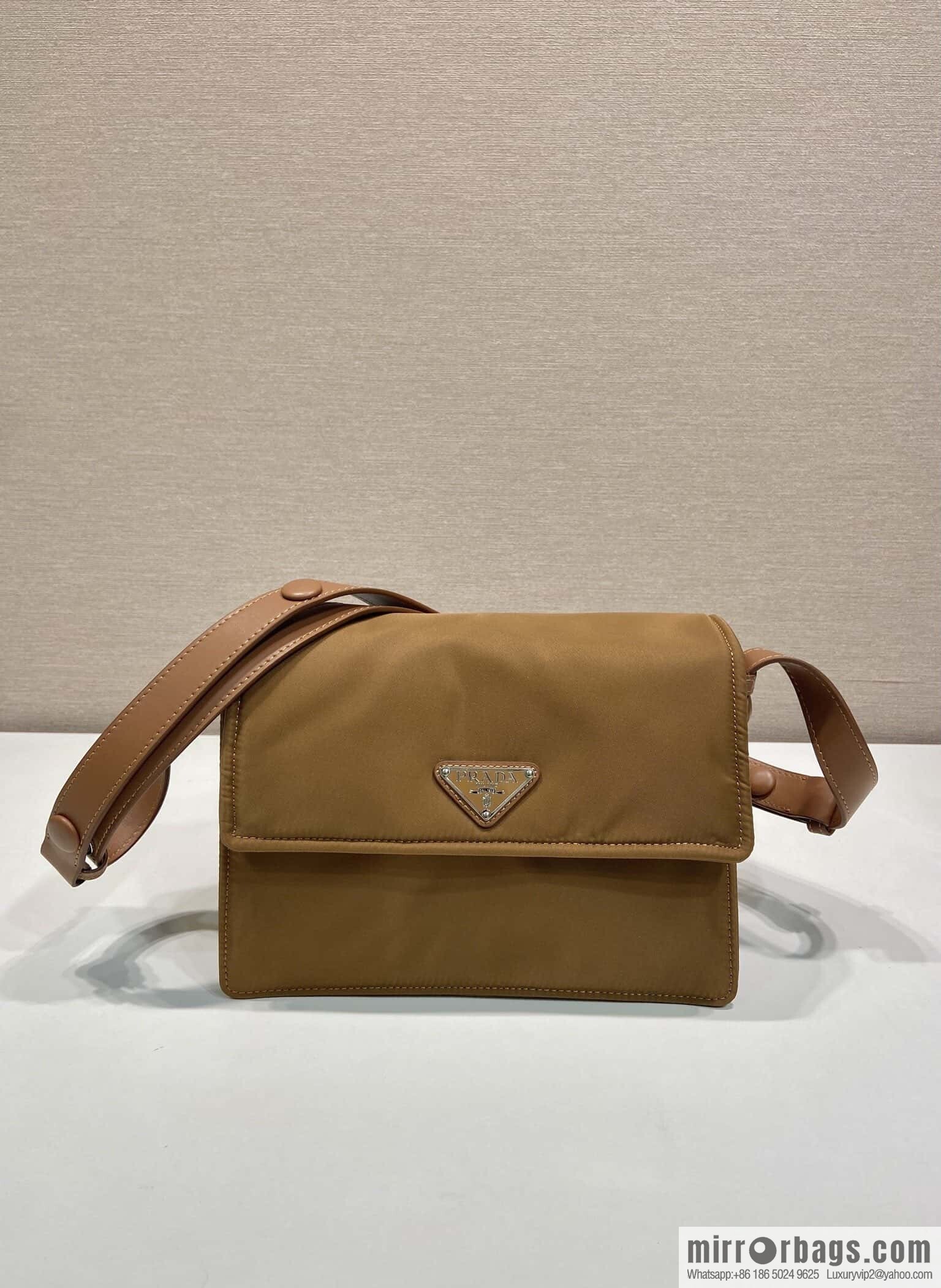 PRADA 🎉 popular mailman bag mini number 🎉 new color 1BD258