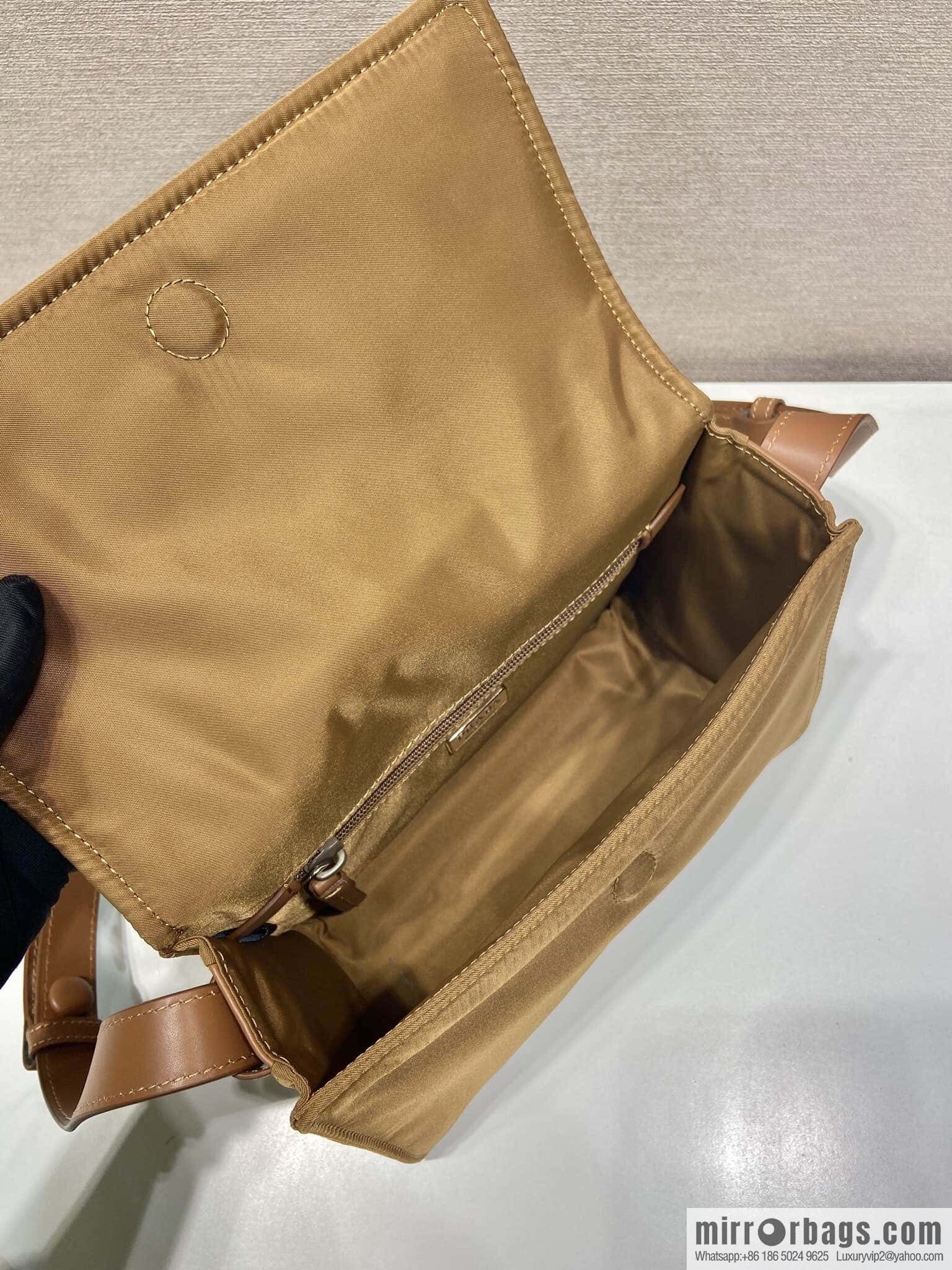 PRADA 🎉 popular mailman bag mini number 🎉 new color 1BD258