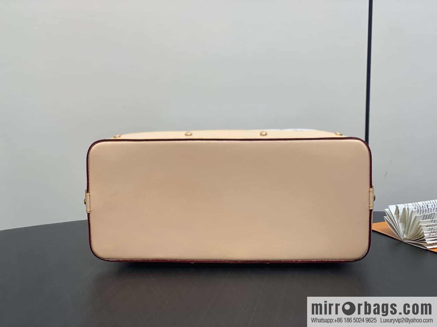 [Premium‑quality] M13743 white color cosmetic bag series POCHETTE COSMÉTIQUE large cosmetic bag 2025 Murakami Takashi joint cooperation series