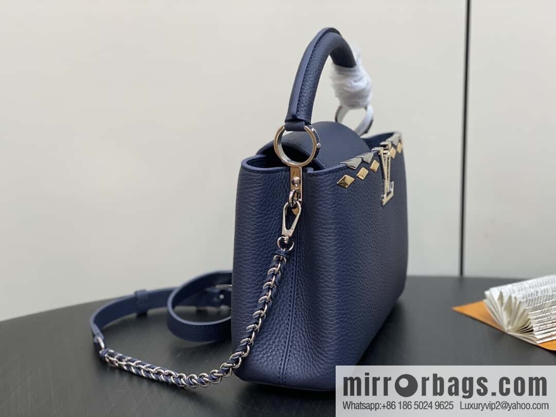 [Boutique‑grade] M12751 dark blue full leather rhombus model, full leather cap that English series, this Capucines small handbag