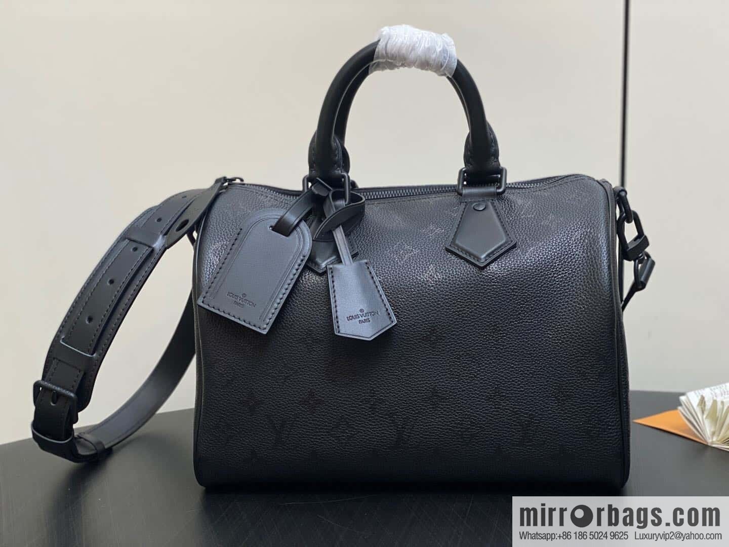 [Boutique‑grade] M21108 black full leather, pillow bag speedy series SPEEDY P9 BANDOULIZRE30 handbag