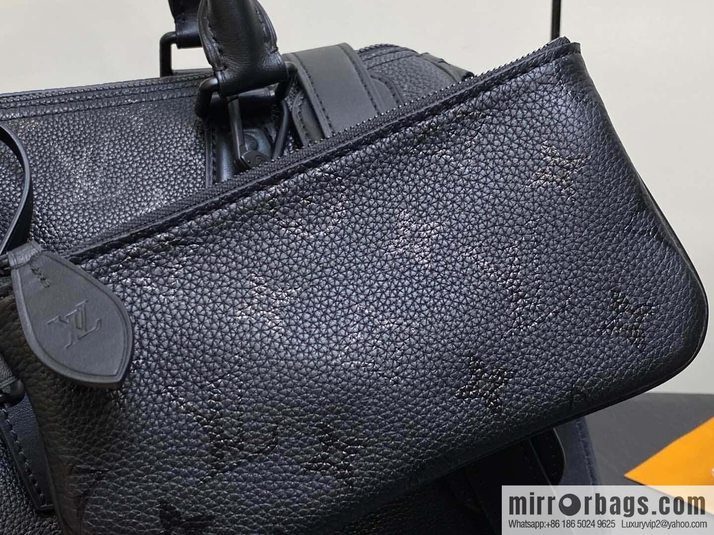 [Boutique‑grade] M21108 black full leather, pillow bag speedy series SPEEDY P9 BANDOULIZRE30 handbag