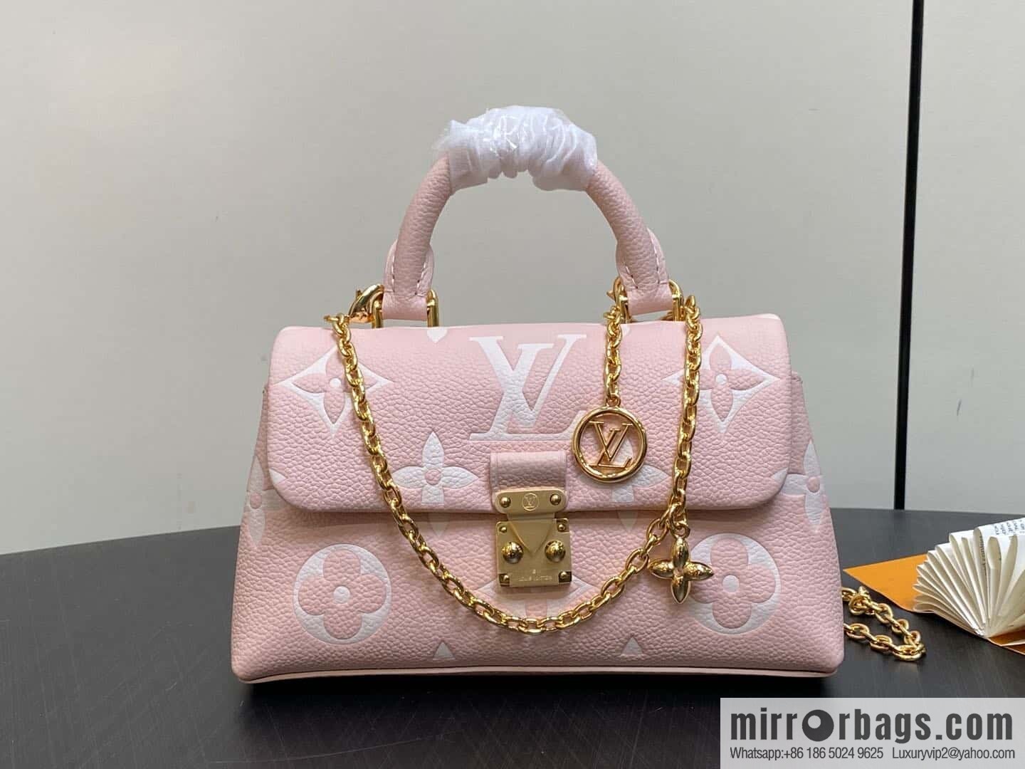 [Boutique‑grade] M12144 milkshake powder, full leather chain bag series M13796 This Nano Madeleine handbag