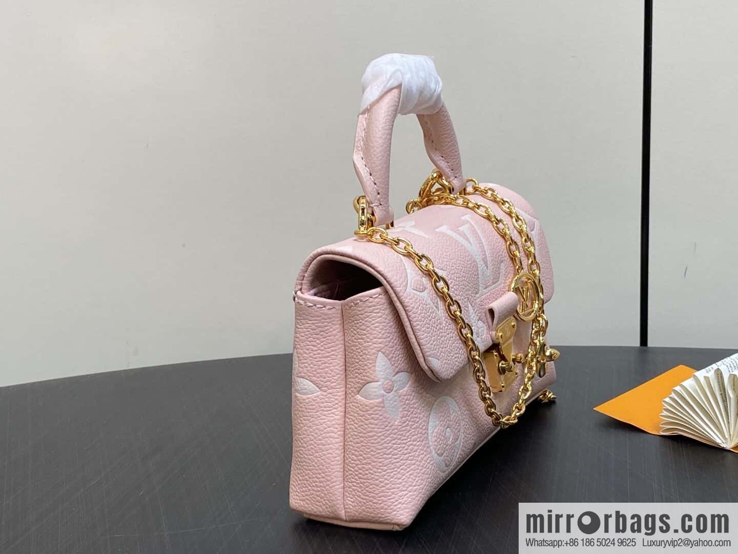 [Boutique‑grade] M12144 milkshake powder, full leather chain bag series M13796 This Nano Madeleine handbag