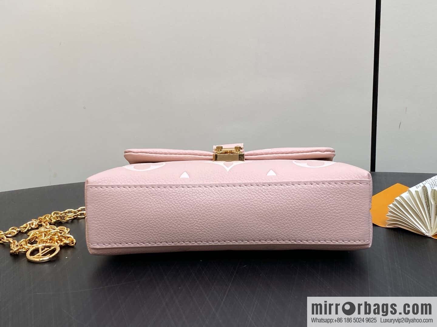 [Boutique‑grade] M12144 milkshake powder, full leather chain bag series M13796 This Nano Madeleine handbag
