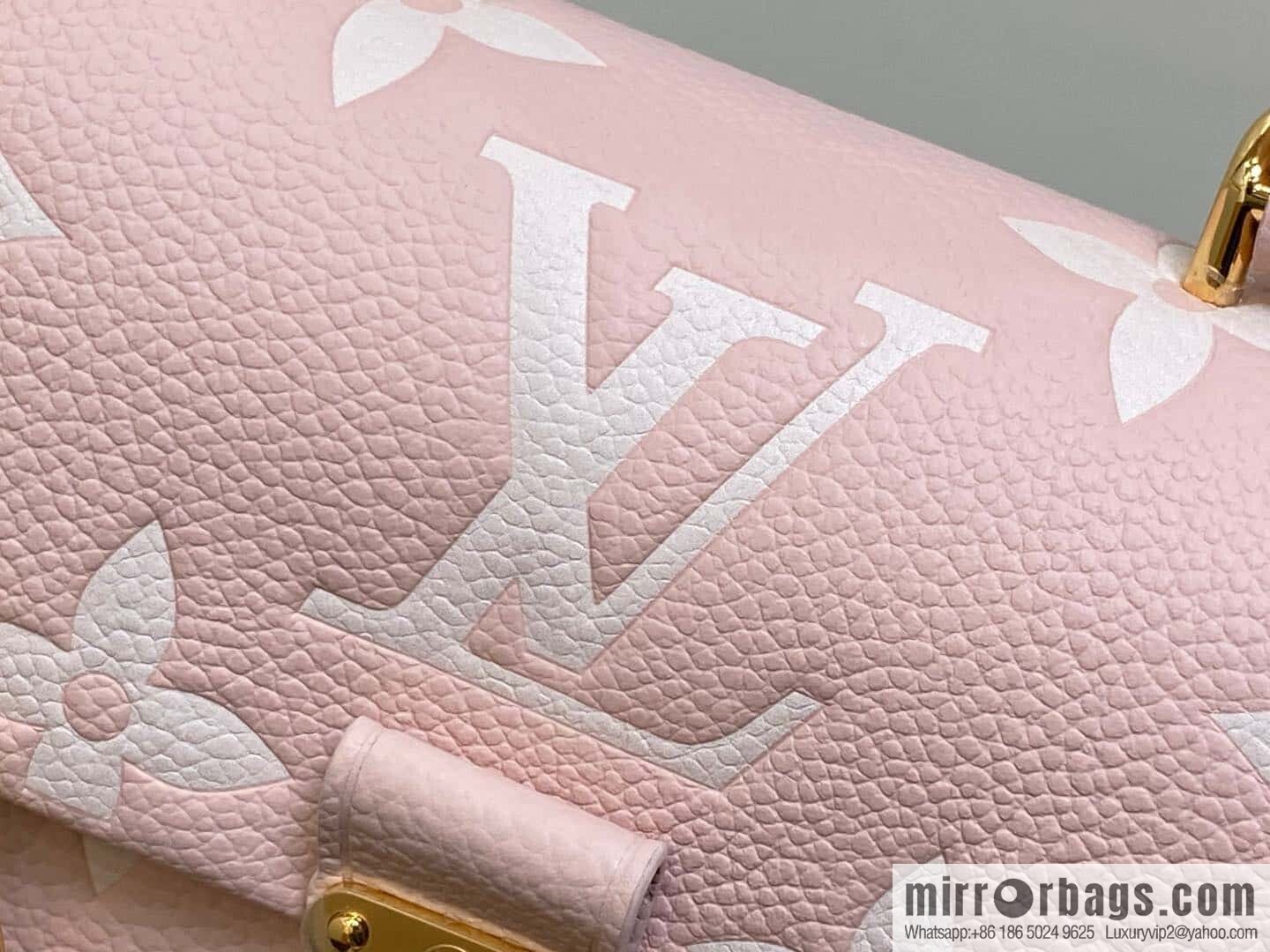 [Boutique‑grade] M12144 milkshake powder, full leather chain bag series M13796 This Nano Madeleine handbag