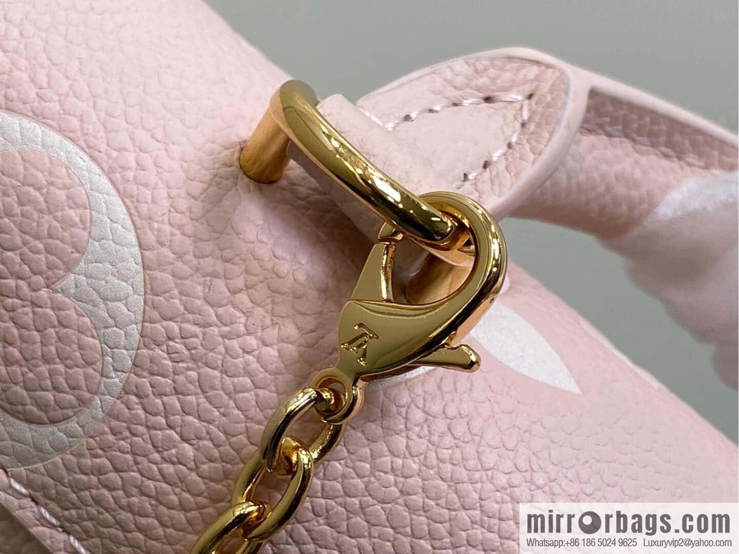 [Boutique‑grade] M12144 milkshake powder, full leather chain bag series M13796 This Nano Madeleine handbag