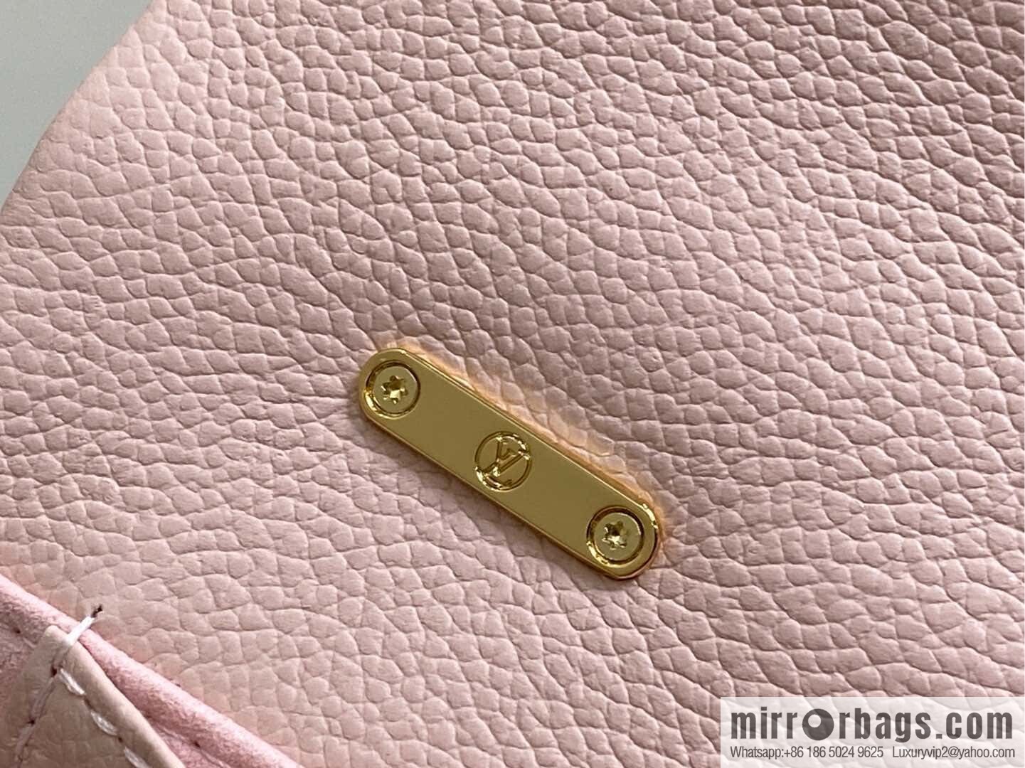 [Boutique‑grade] M12144 milkshake powder, full leather chain bag series M13796 This Nano Madeleine handbag