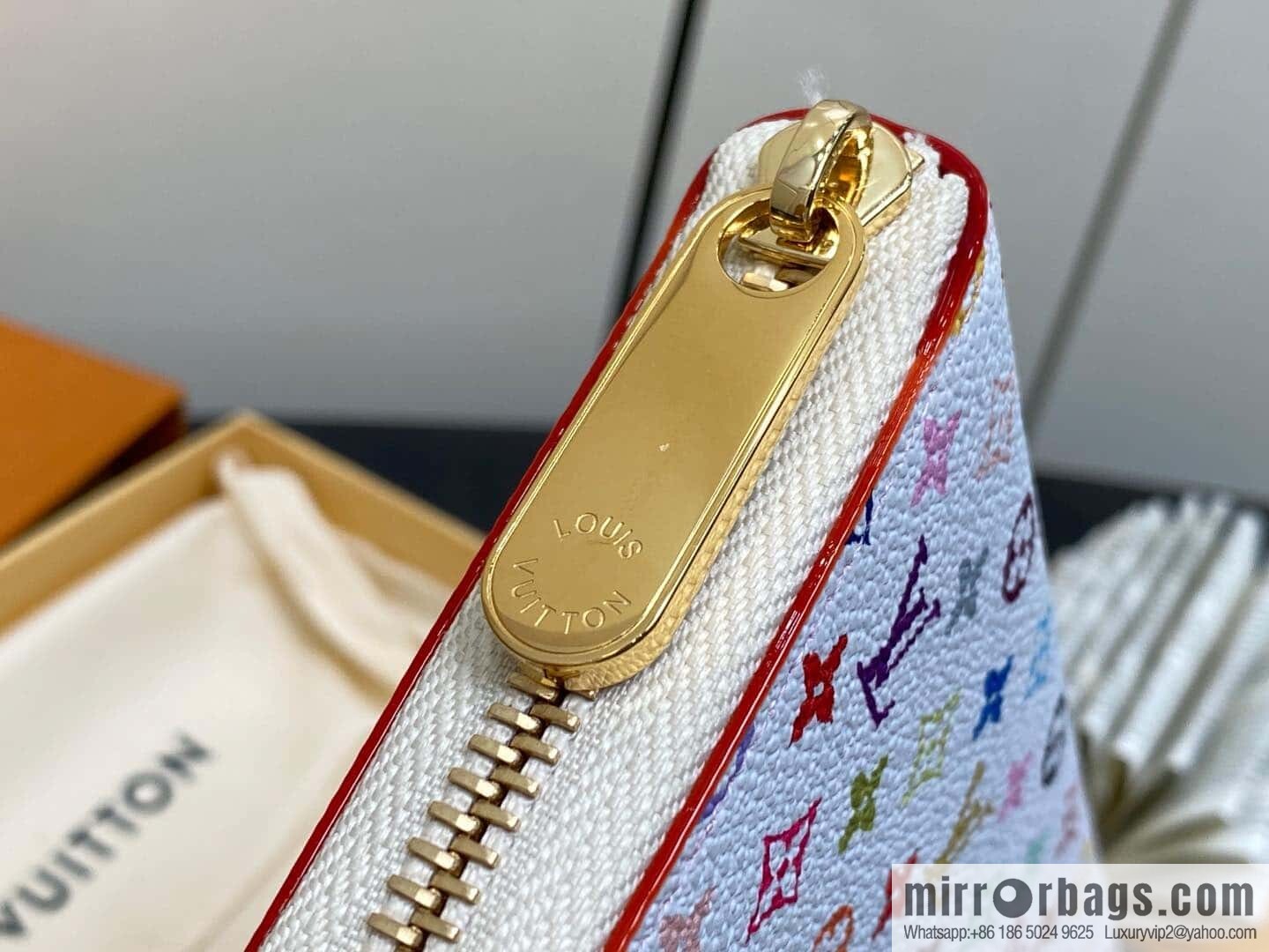 [Premium‑quality] M13408 white color, single zipper wallet series Zippy zipper wallet