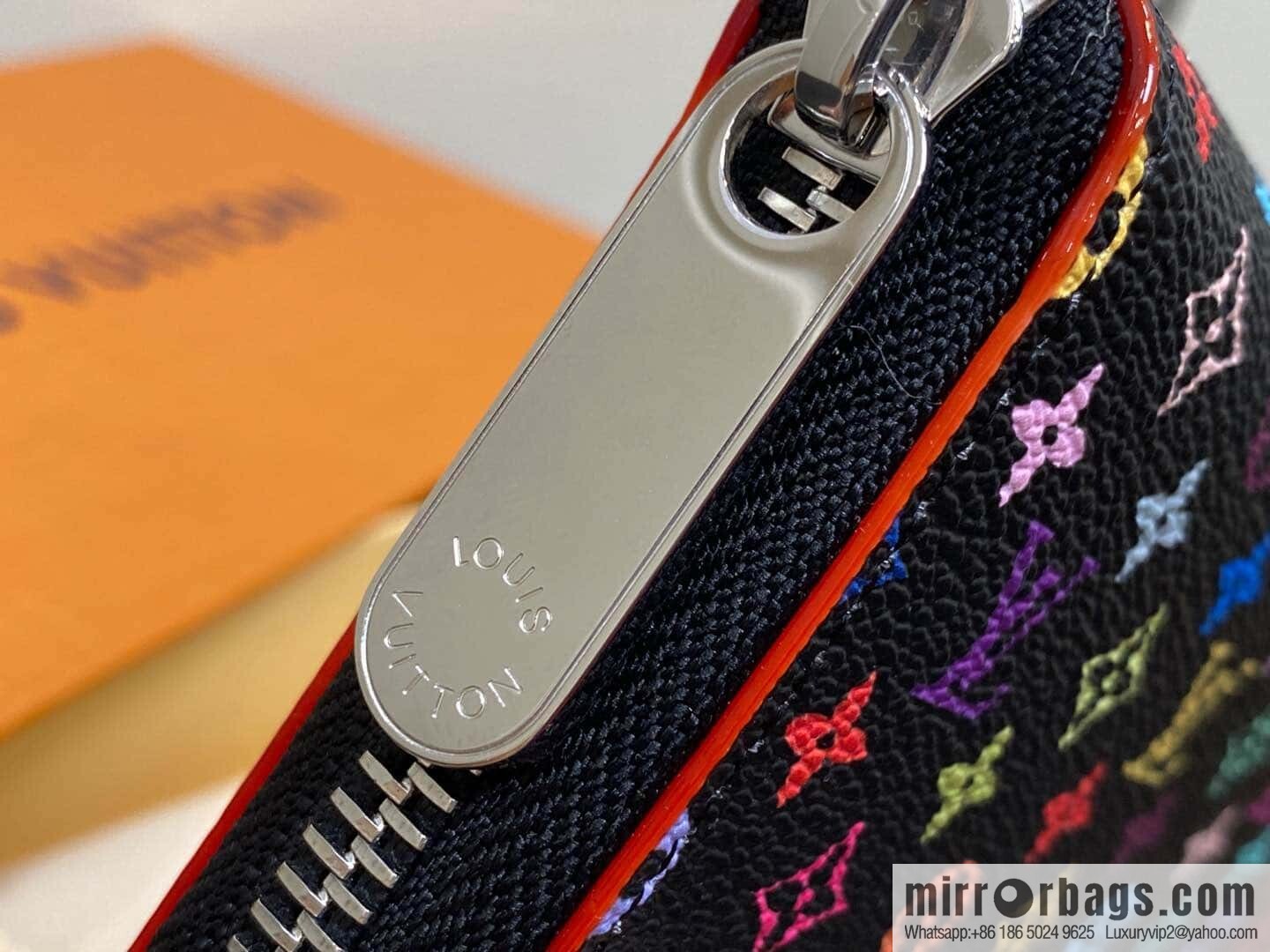 [Premium‑quality] M13408 black color, single zipper wallet series Zippy zipper wallet