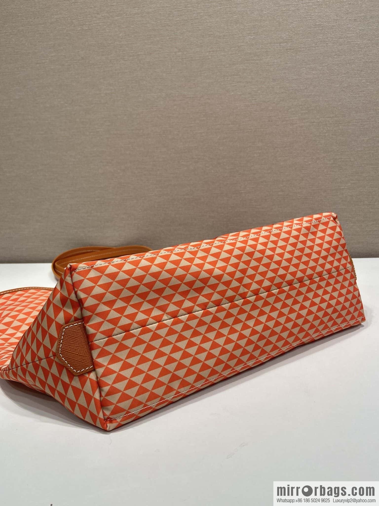 PRADA 🎉 new tote bag 🎉 1BD552 new 🎉🎉 orange