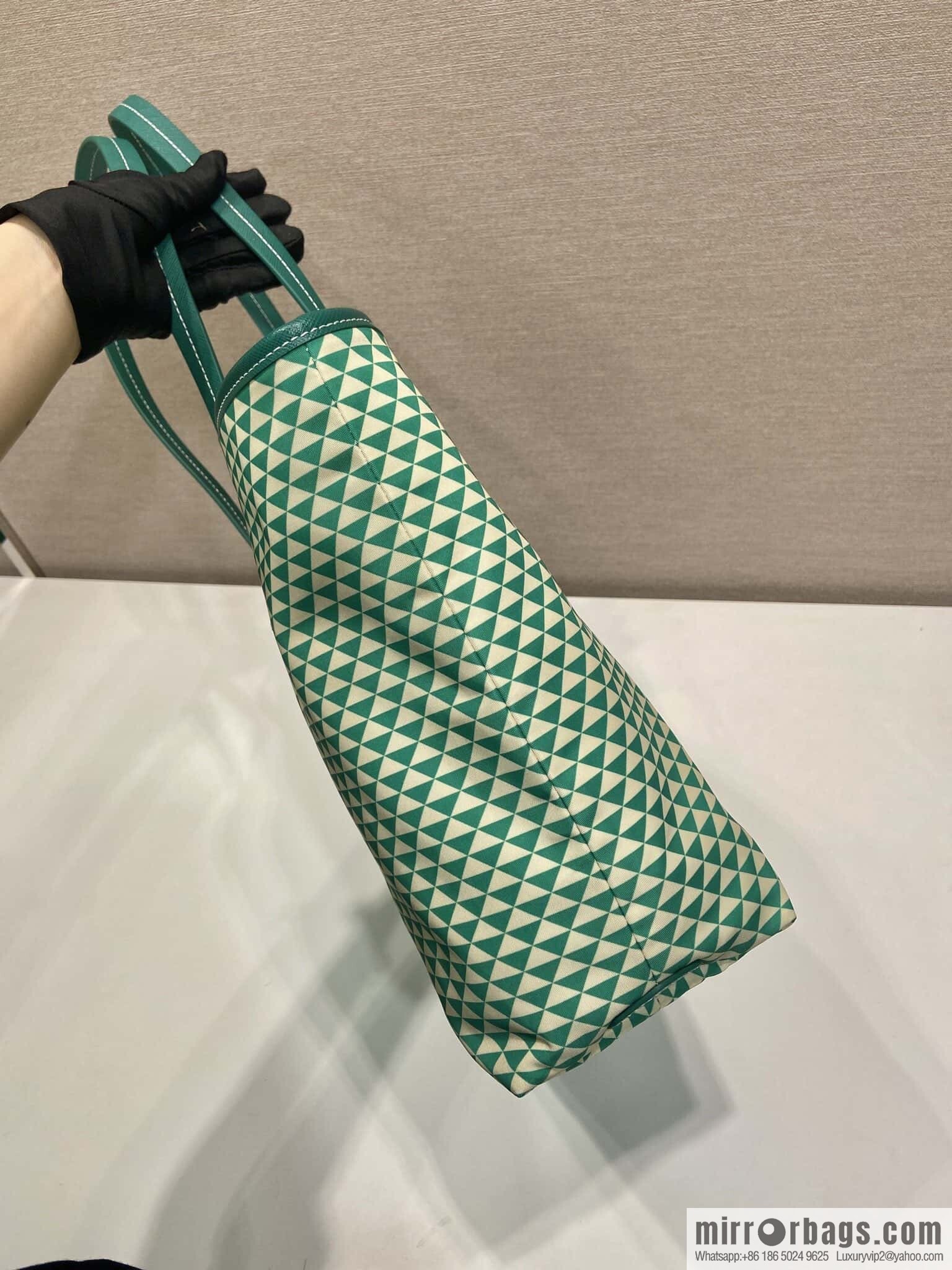 PRADA 🎉 new tote bag 🎉 1BD552 new 🎉🎉 green