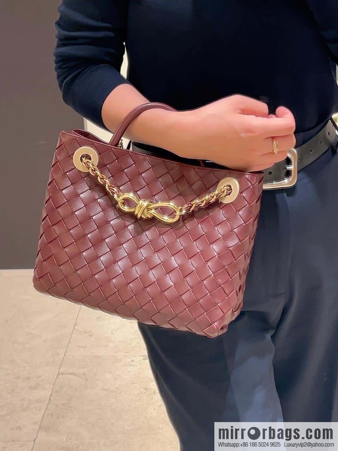 BV S Andiamo 786008 Barolo Burgundy