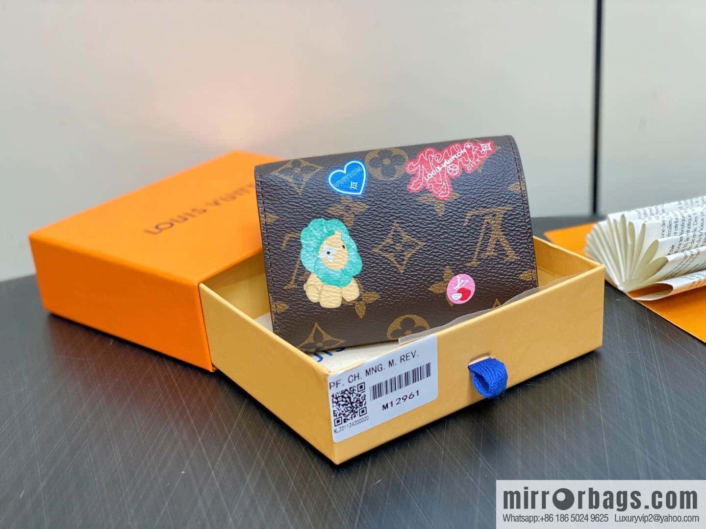 [Boutique‑grade] M12961 presbyopia yellow silk screen, Christmas series Victorine wallet M41938 12961