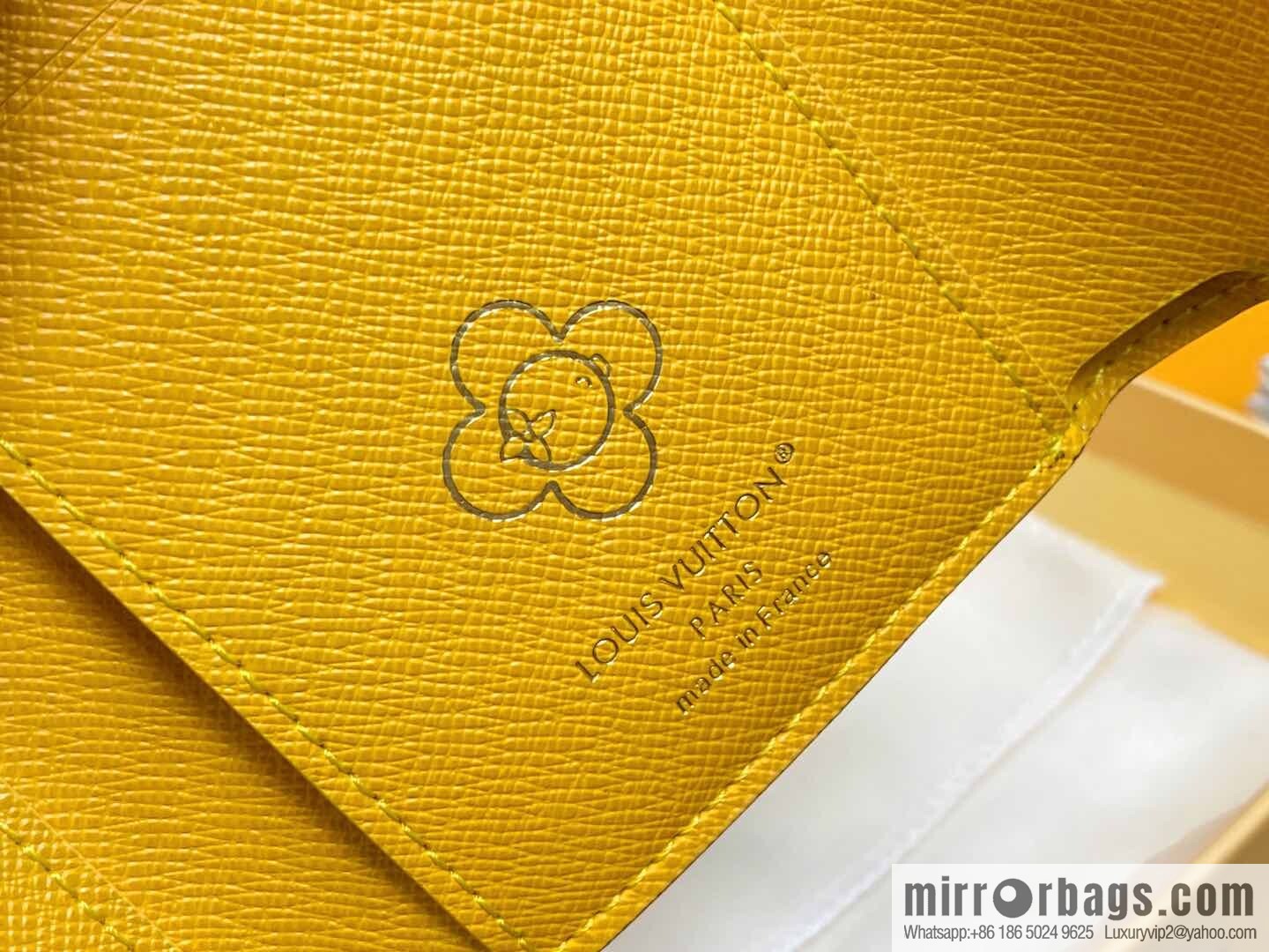 [Boutique‑grade] M12961 presbyopia yellow silk screen, Christmas series Victorine wallet M41938 12961