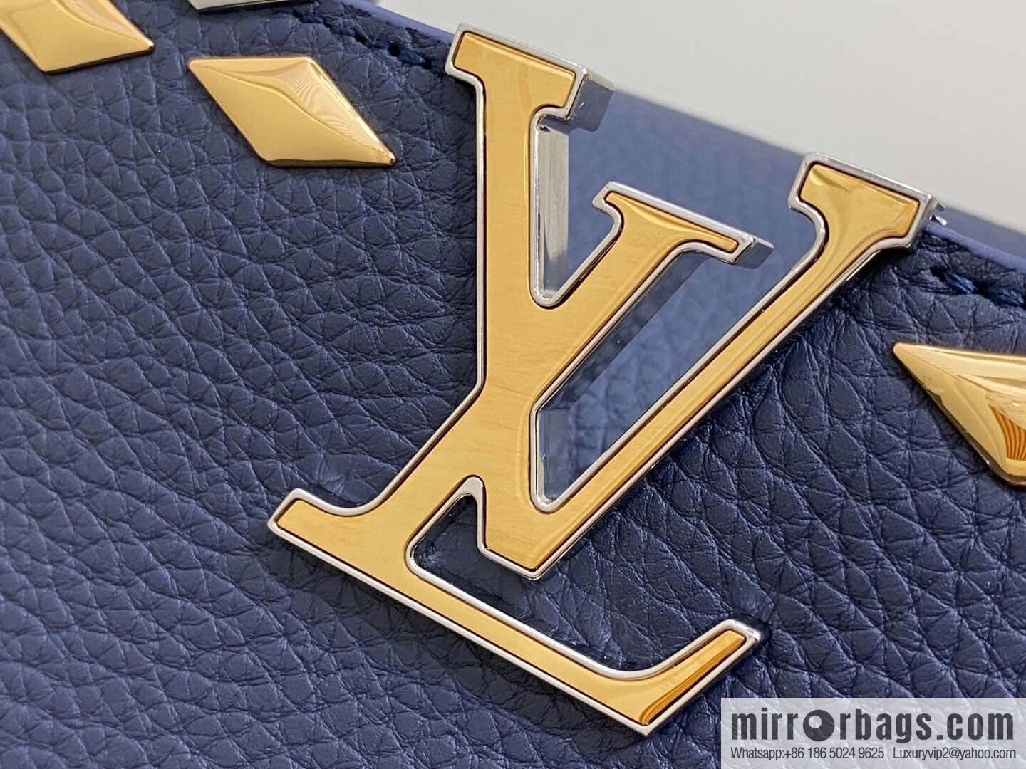 [Boutique‑grade] M12751 dark blue full leather rhombus, full leather cap Naxing series, this Capucines medium handbag