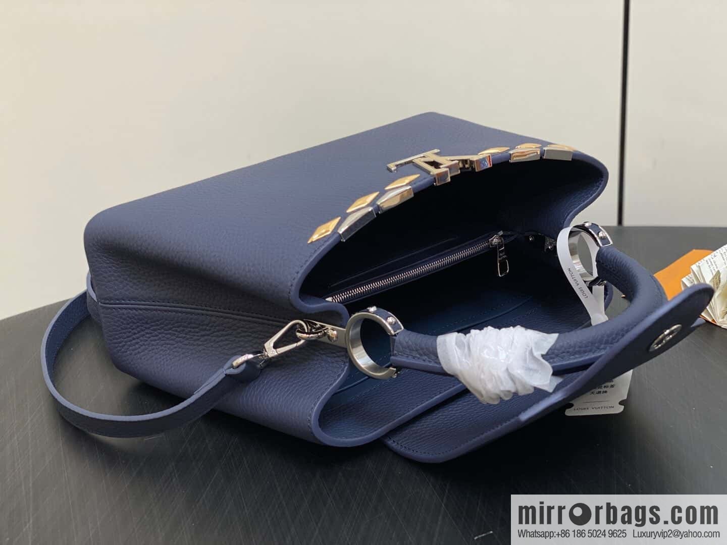 [Boutique‑grade] M12751 dark blue full leather rhombus, full leather cap Naxing series, this Capucines medium handbag
