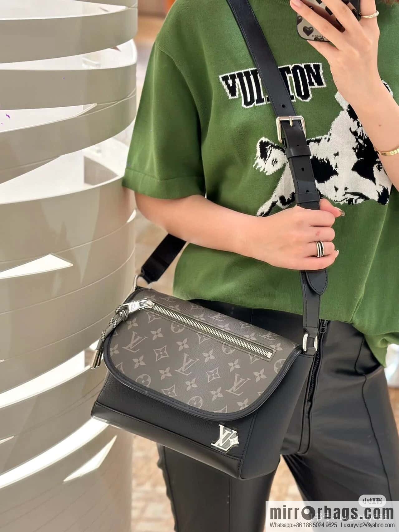 [Boutique‑grade] M12618 green flower, men's bag messenger bag series Pulse mini handbag
