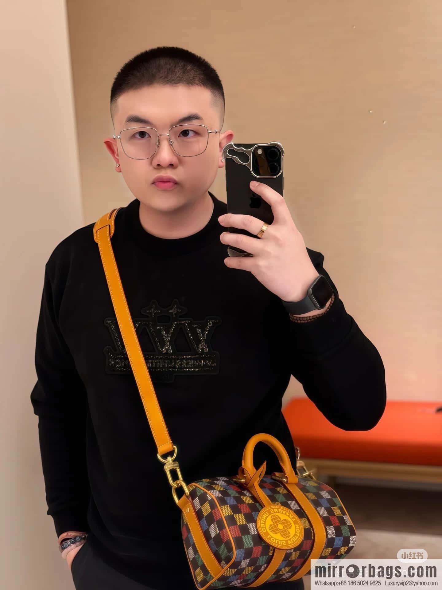[Premium‑quality] M00148 color gradual change grid, men's bag pillow bag speedy series, this Keepall 25 handbag