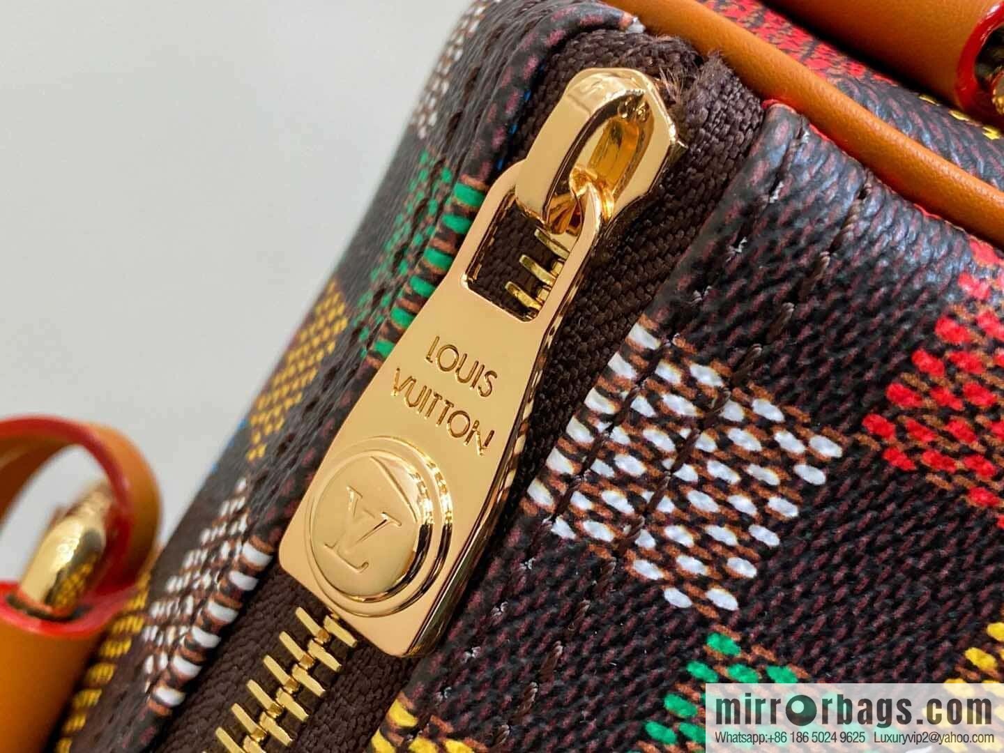 [Premium‑quality] M00148 color gradual change grid, men's bag pillow bag speedy series, this Keepall 25 handbag