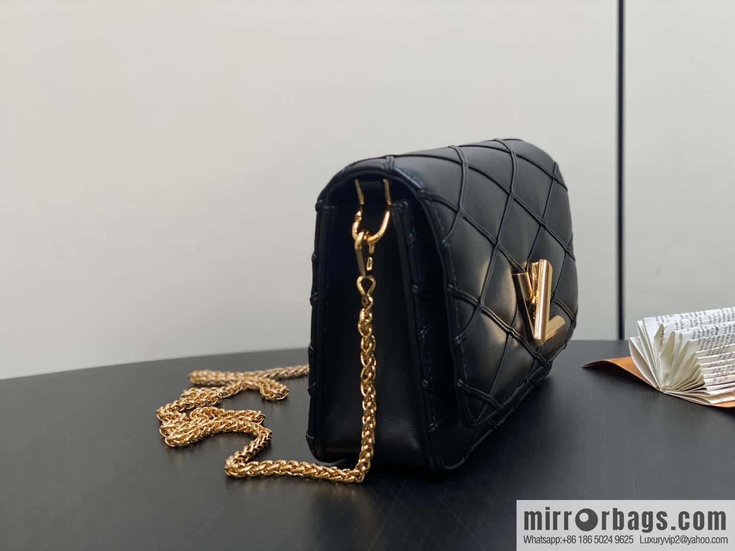 [Boutique‑grade] M13139 black, full leather rhombus chain bag WALLET ON CHAIN GO-14 handbag