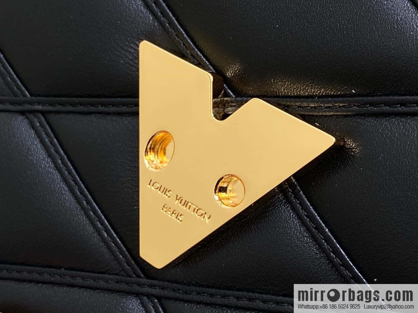[Boutique‑grade] M13139 black, full leather rhombus chain bag WALLET ON CHAIN GO-14 handbag