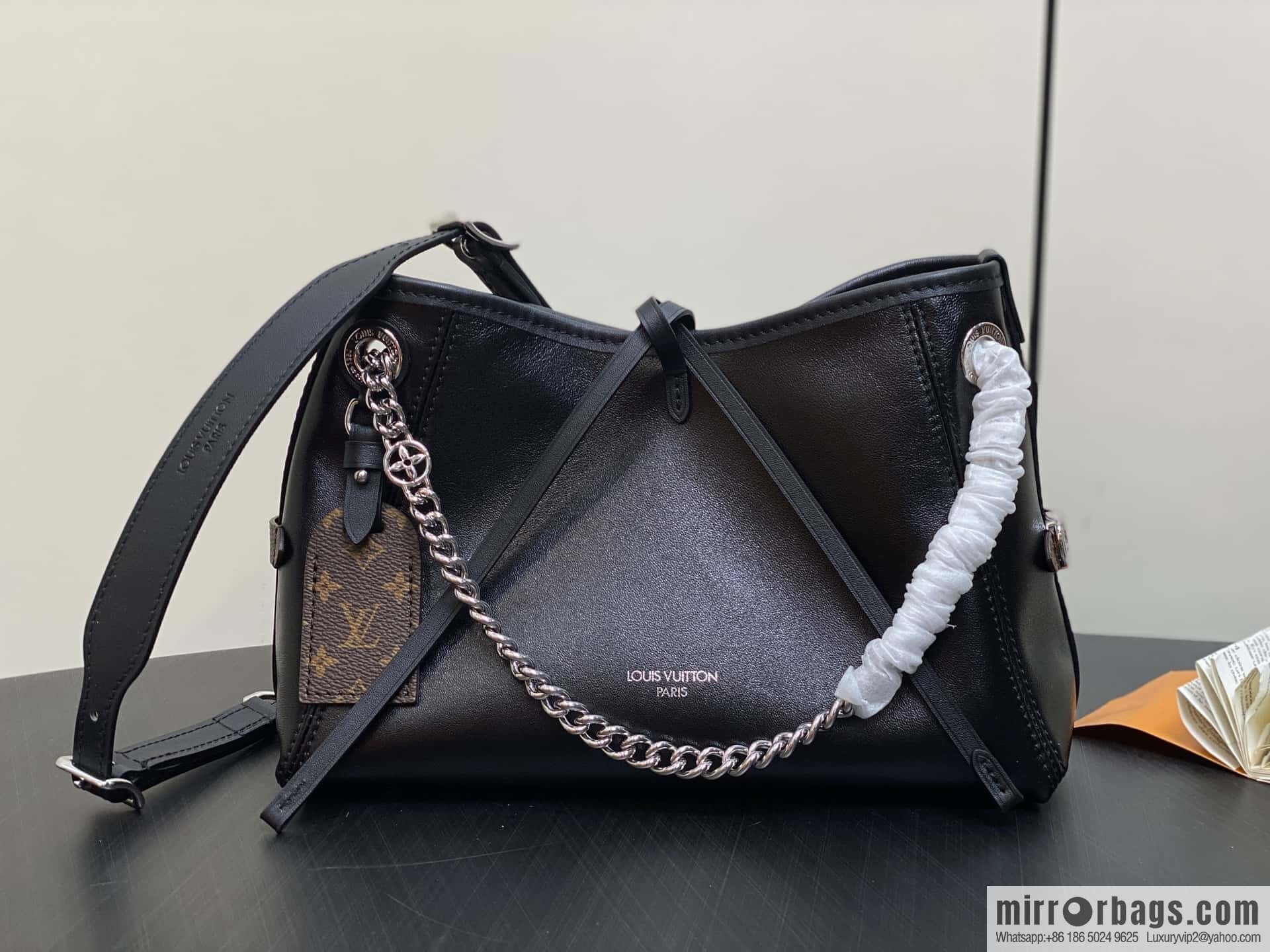 [Boutique‑grade] M12888 black full leather, shopping bag series CARRYALL BB handbag