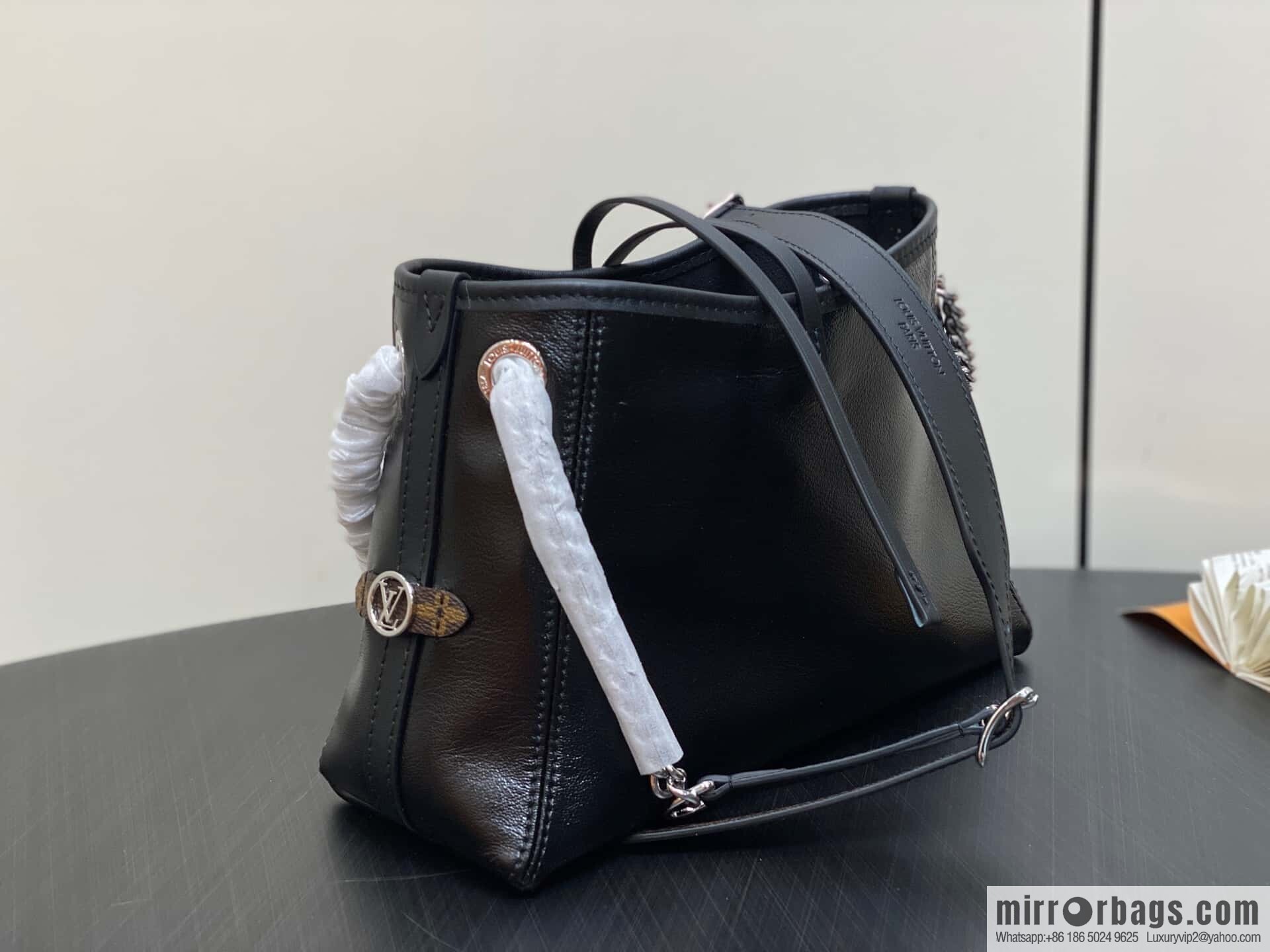 [Boutique‑grade] M12888 black full leather, shopping bag series CARRYALL BB handbag