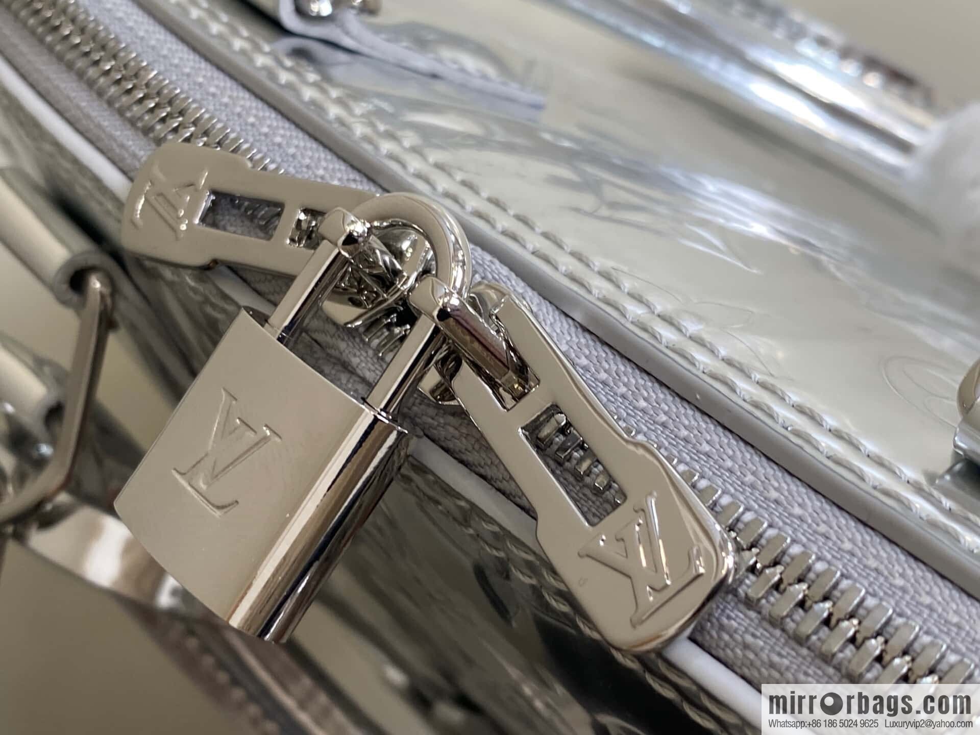 [Boutique‑grade] M40301 silver patent leather, shell bag series alma medium handbag