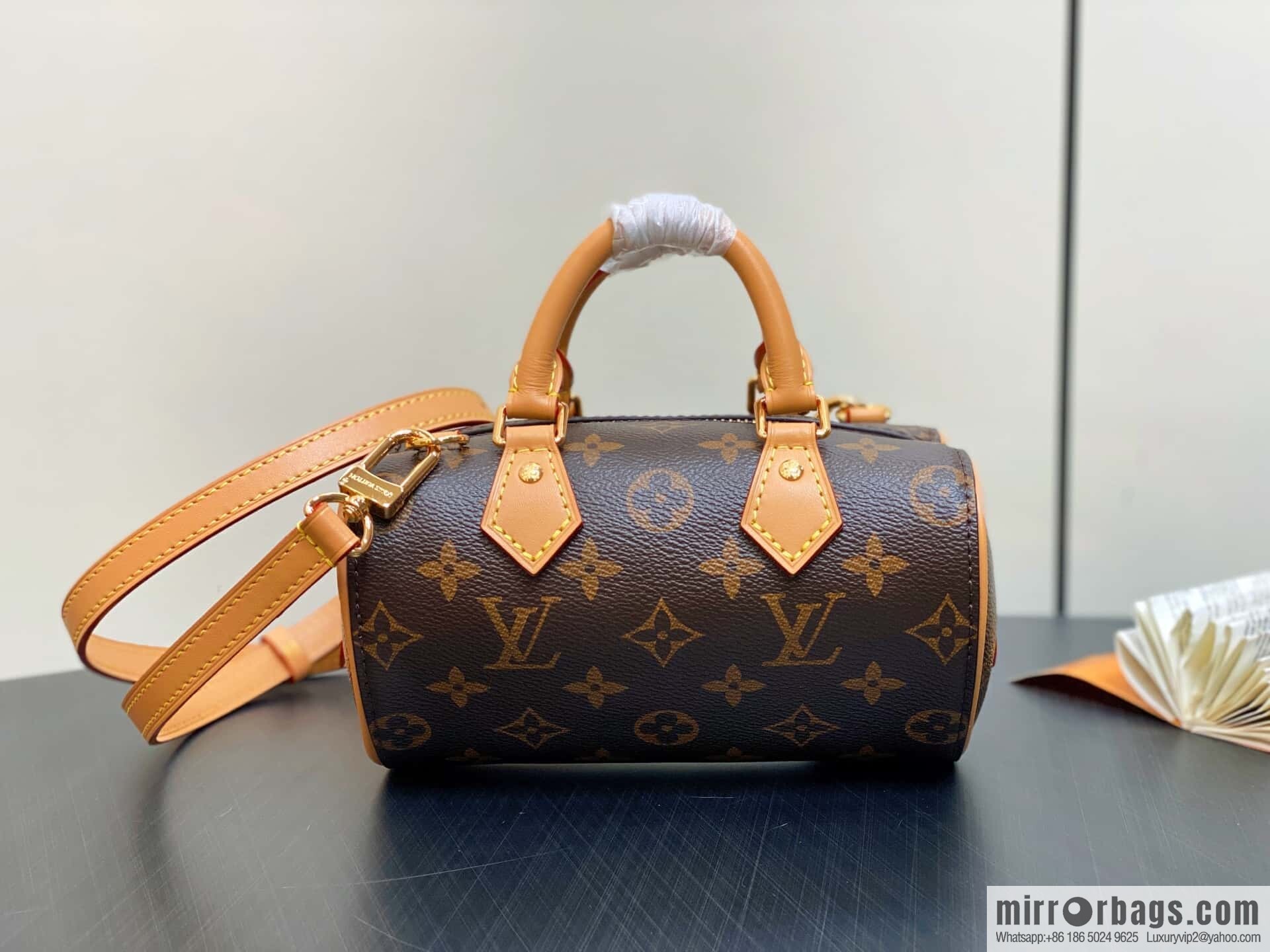 [Boutique‑grade] M13226 presbyopia, love bag, the new NANO SPEEDY DATING handbag of the season