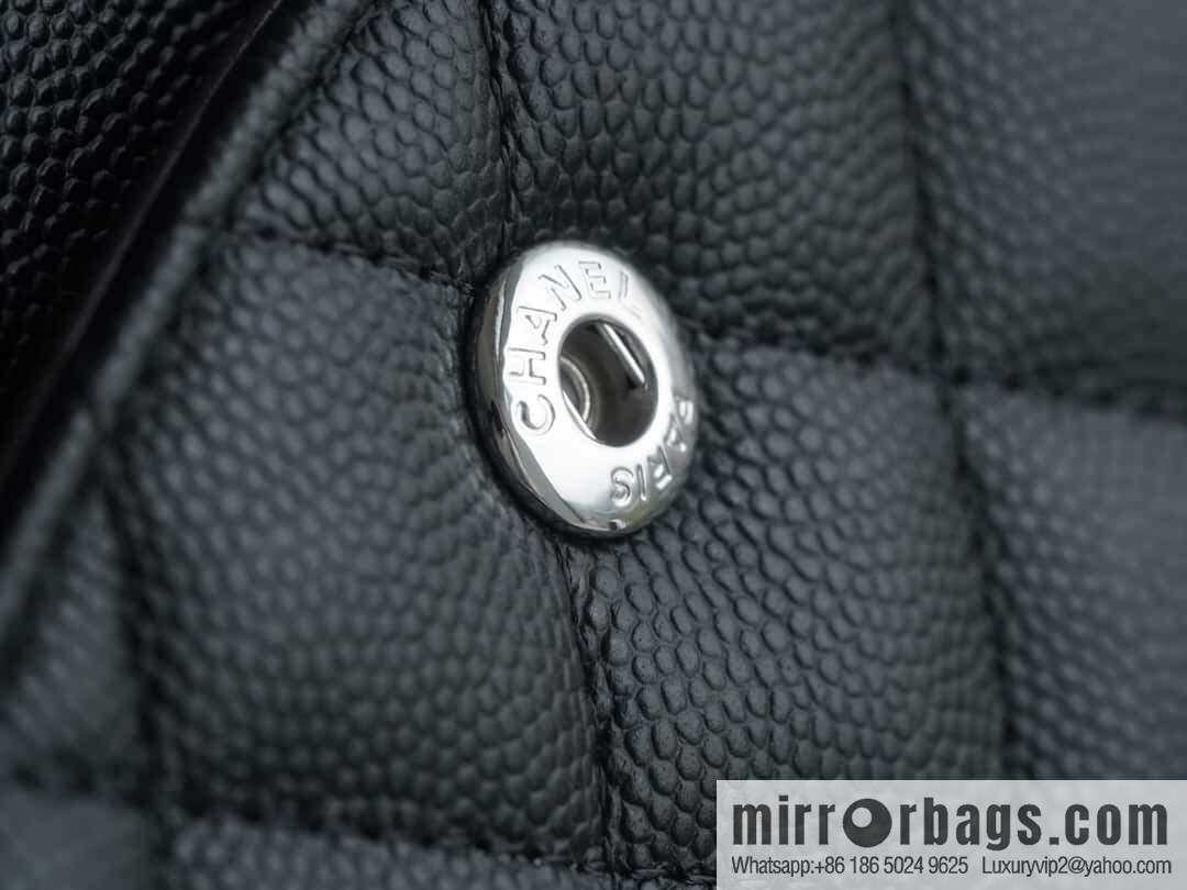 โ๐ฝ ๐๐น๐ฎ๐๐๐ถ๐ฐ ๐๐น๐ฎ๐ฝ | Original Caviar ๐ Medium, Black Silver ๐ค A01112
