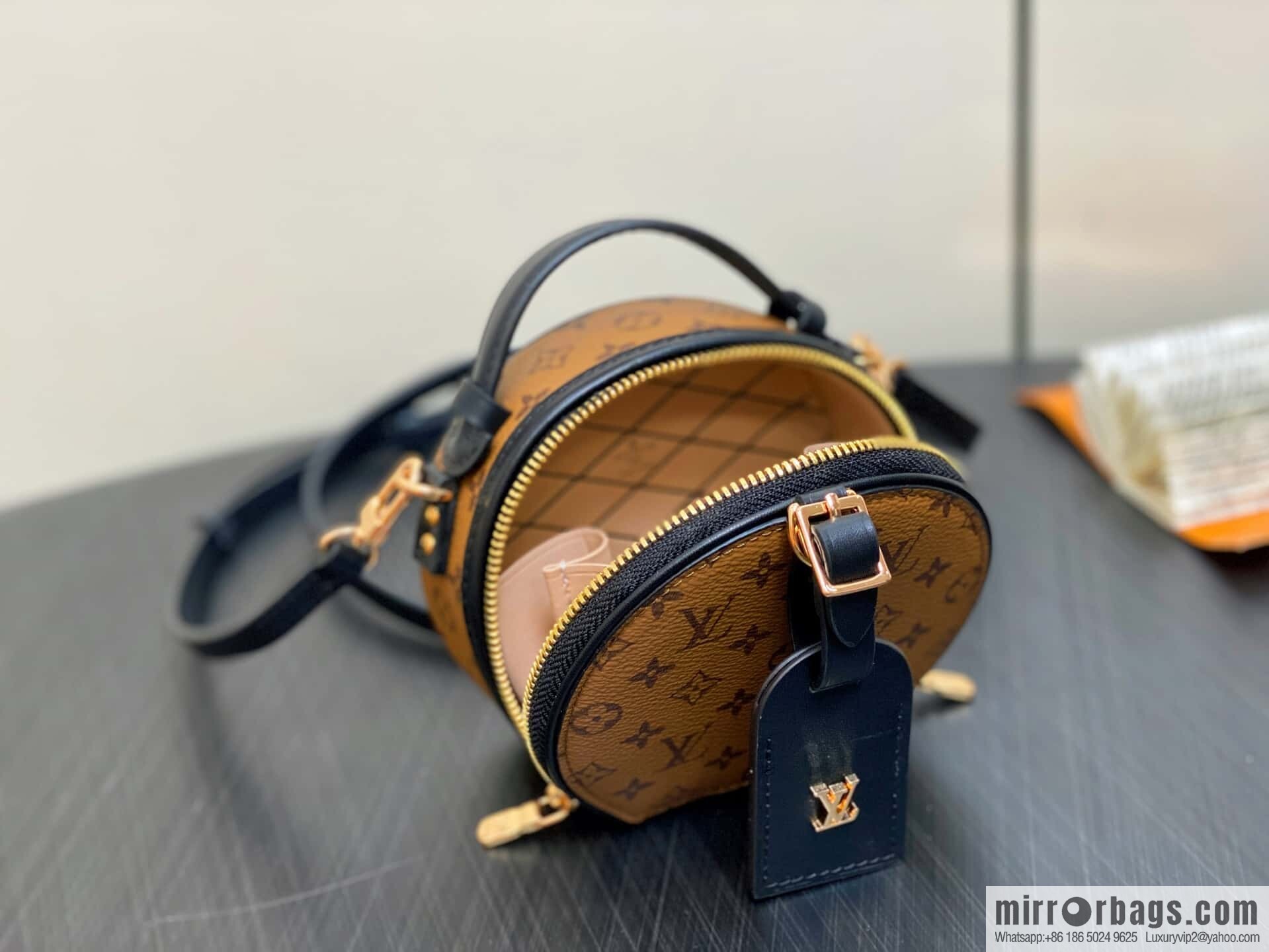[Boutique‑grade] M83614 yellow flower M83575 old flower, small apple bag MINI round cake bag Mini Boite Chapeau handbag