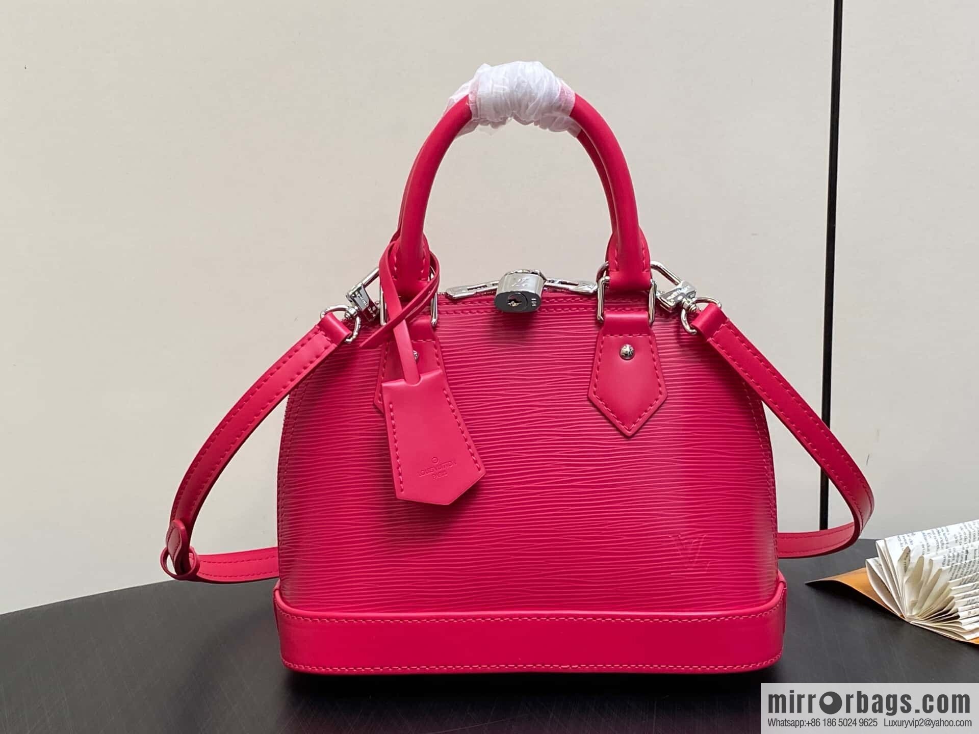 [Boutique‑grade] M11382 rose red, water ripple shell bag Sac Alma BB handbag