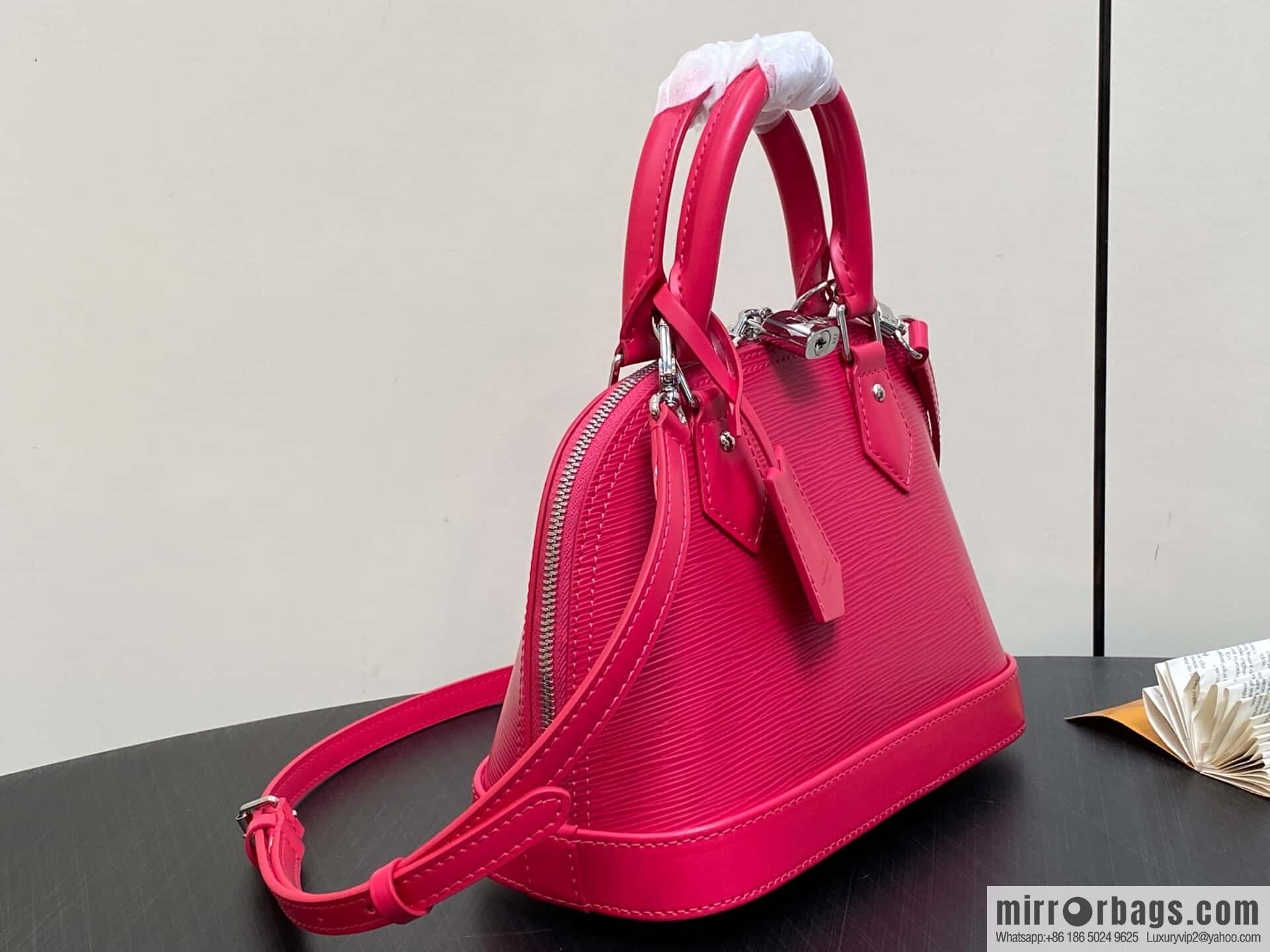 [Boutique‑grade] M11382 rose red, water ripple shell bag Sac Alma BB handbag