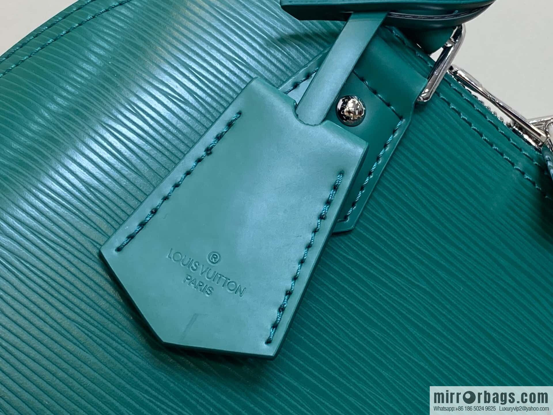[Boutique‑grade] M12373 green, water ripple shell bag Sac Alma BB handbag