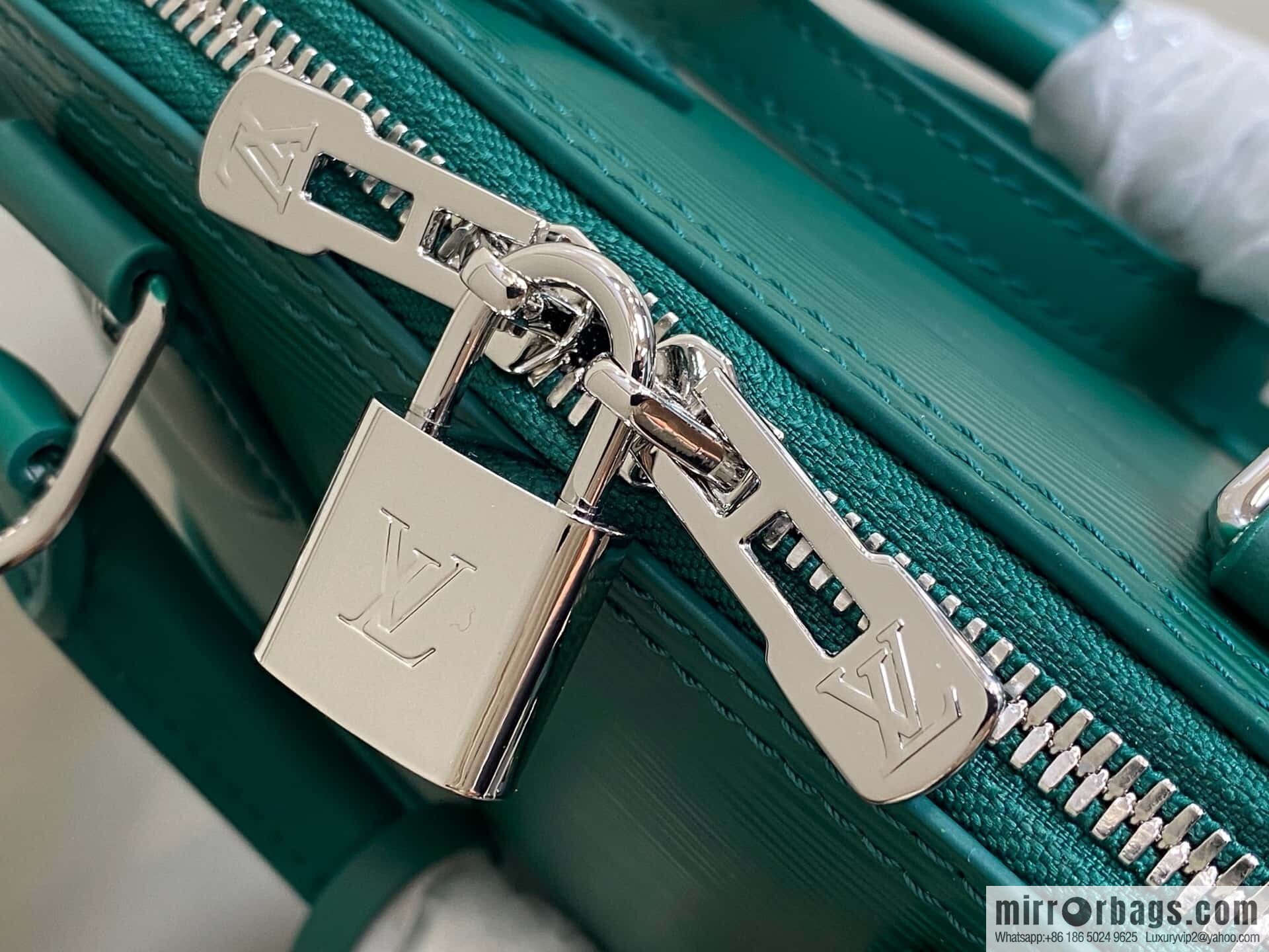[Boutique‑grade] M12373 green, water ripple shell bag Sac Alma BB handbag
