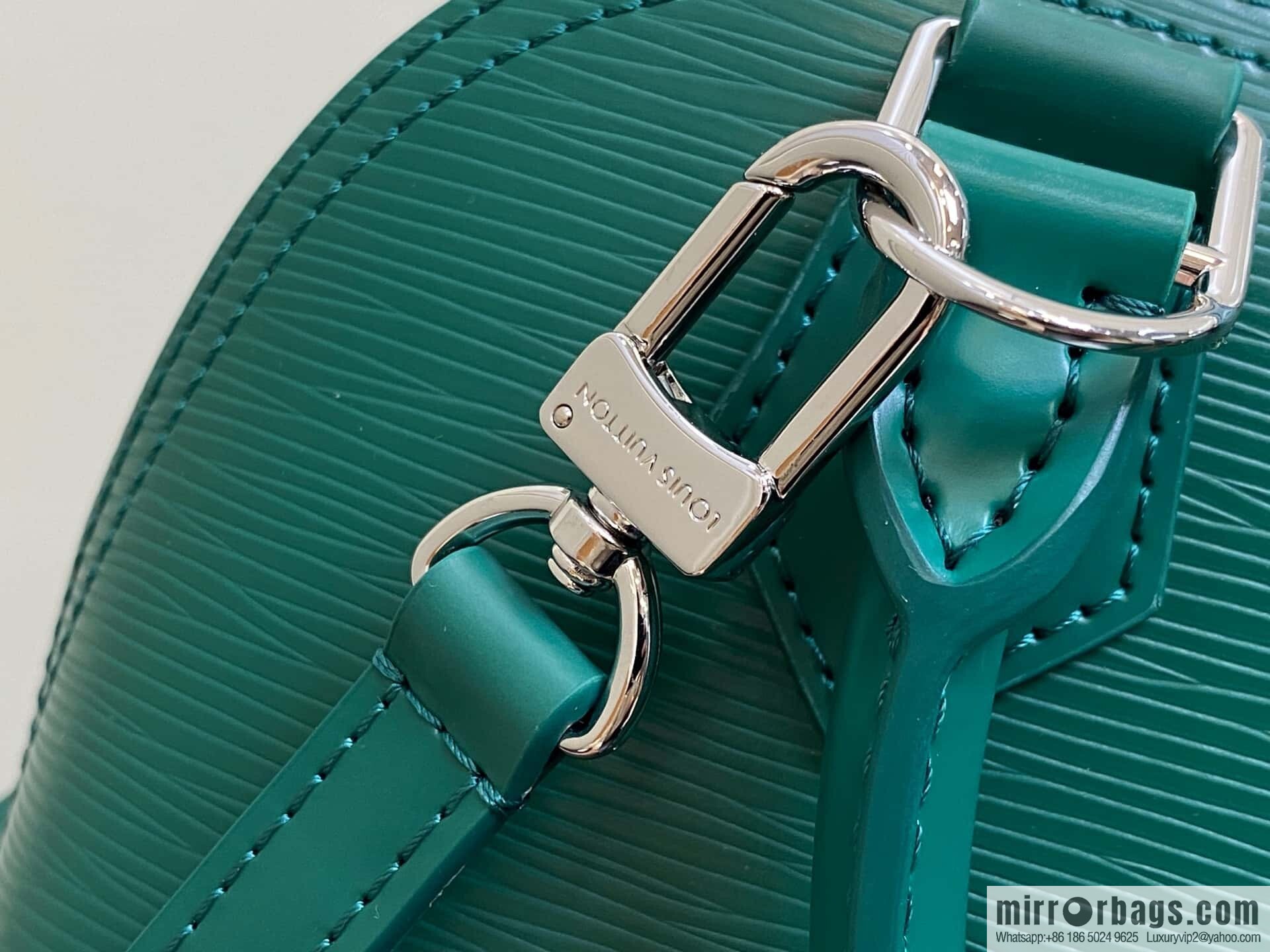 [Boutique‑grade] M12373 green, water ripple shell bag Sac Alma BB handbag