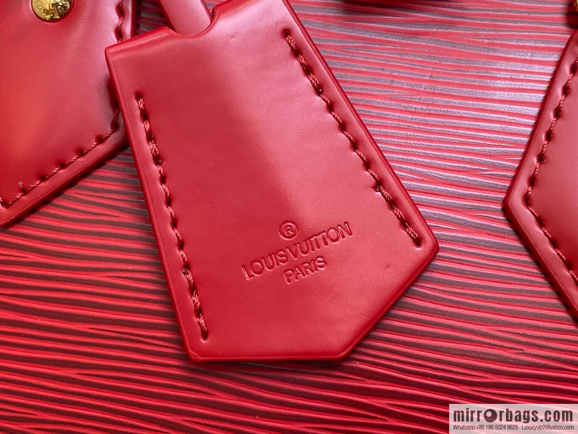 [Boutique‑grade] M25226 red, water ripple shell bag Sac Alma BB handbag