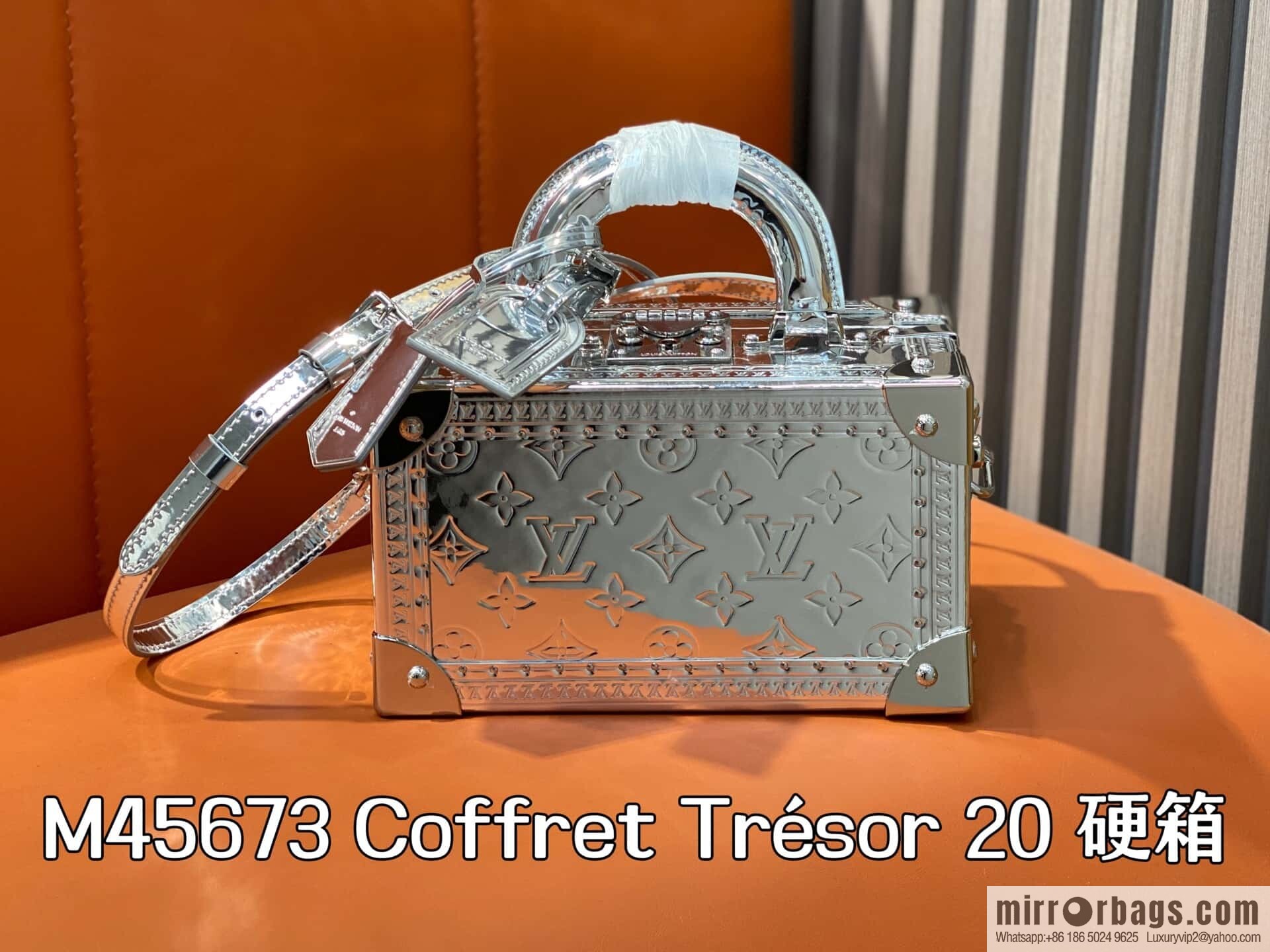 [Boutique‑grade] M45673 silver patent leather, box bag box series Coffret Trésor 20 hard case, in the 2021 spring and summer series