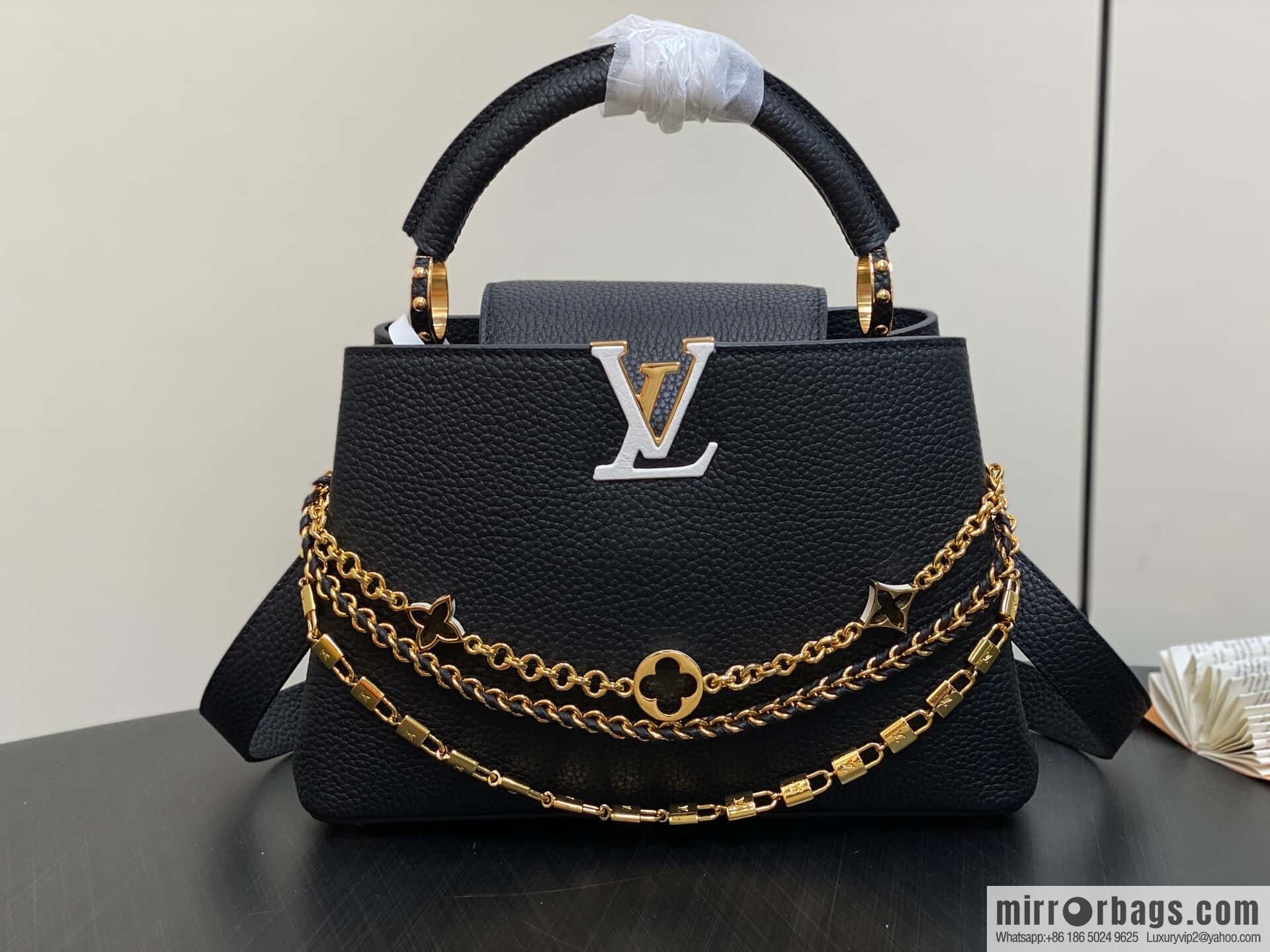 [Boutique‑grade] M12345 black, full leather cap that British Capucines BB handbag