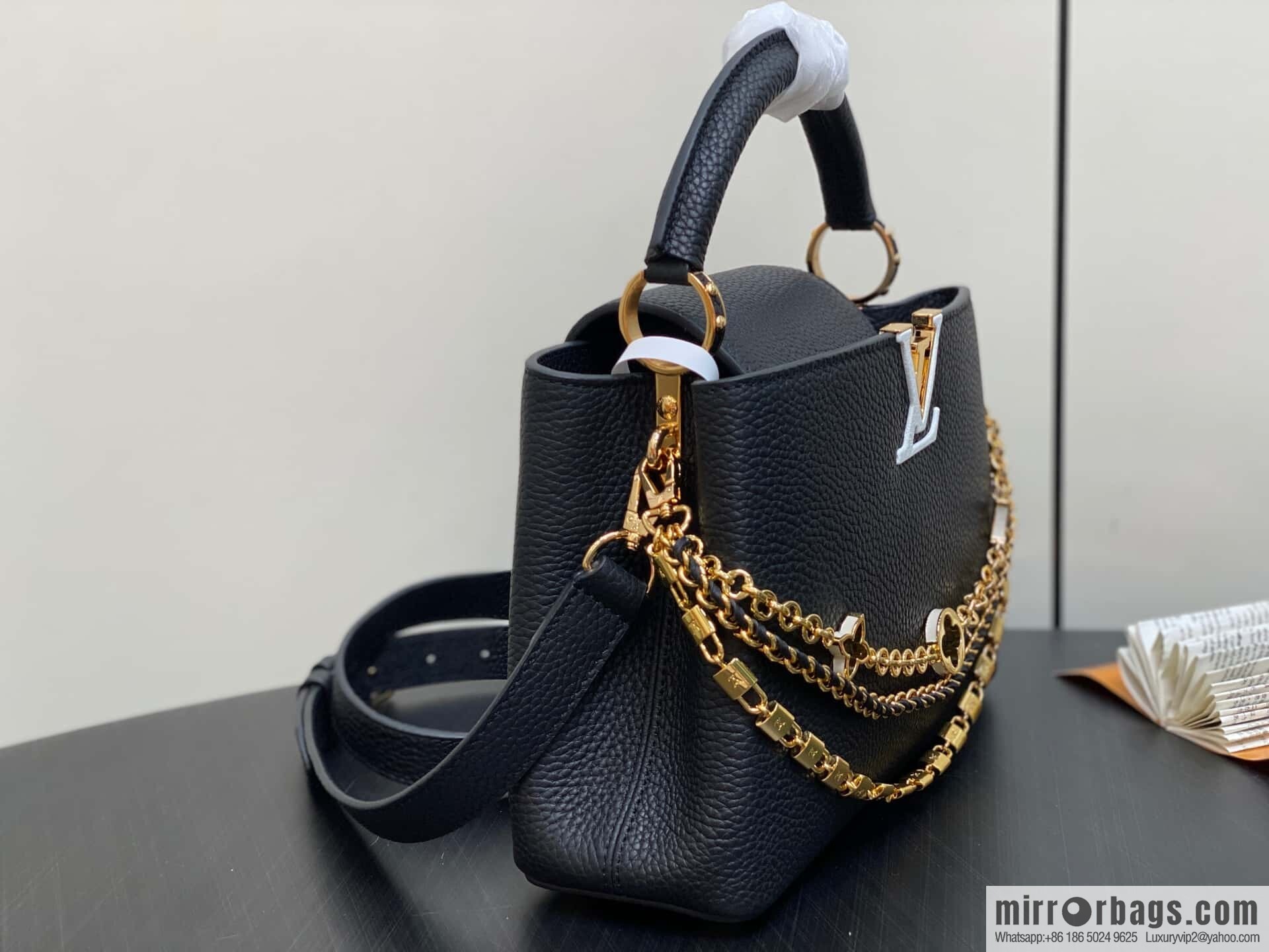 [Boutique‑grade] M12345 black, full leather cap that British Capucines BB handbag