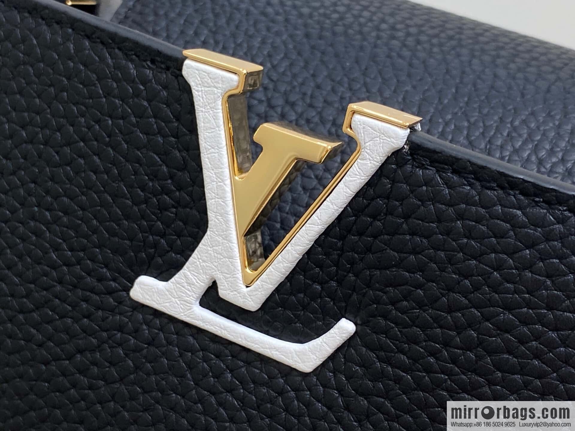 [Boutique‑grade] M12345 black, full leather cap that British Capucines BB handbag