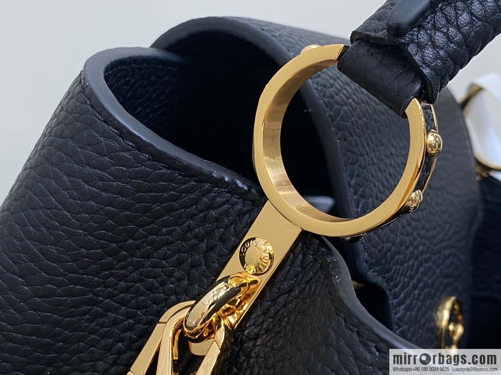 [Boutique‑grade] M12345 black, full leather cap that British Capucines BB handbag